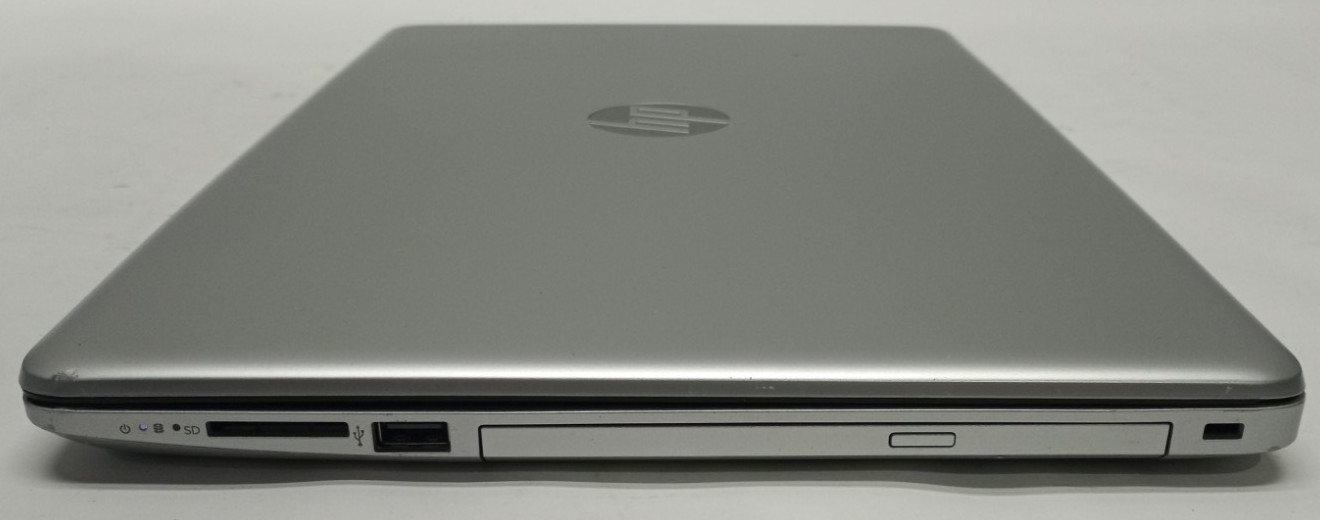 HP Laptop 15-db0xxx TOUCH AMD Ryzen 2500u@2.00 8GB/256GB NVMe Win11Home MC545*!