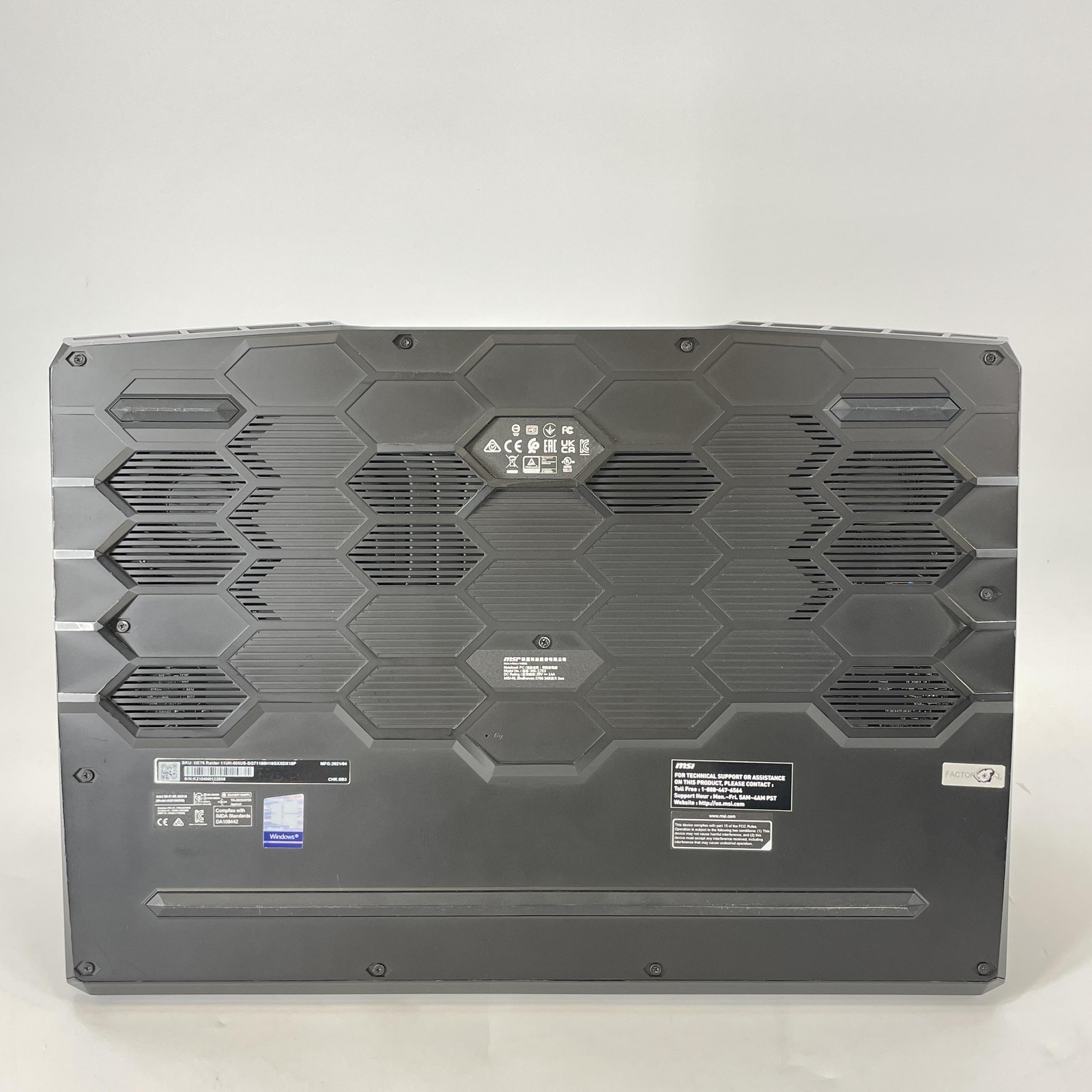 MSI Raider GE76 17.3 144Hz FHD i7-11800H 2.30GHz 16GB 1TB/512GB RTX 3080 Good