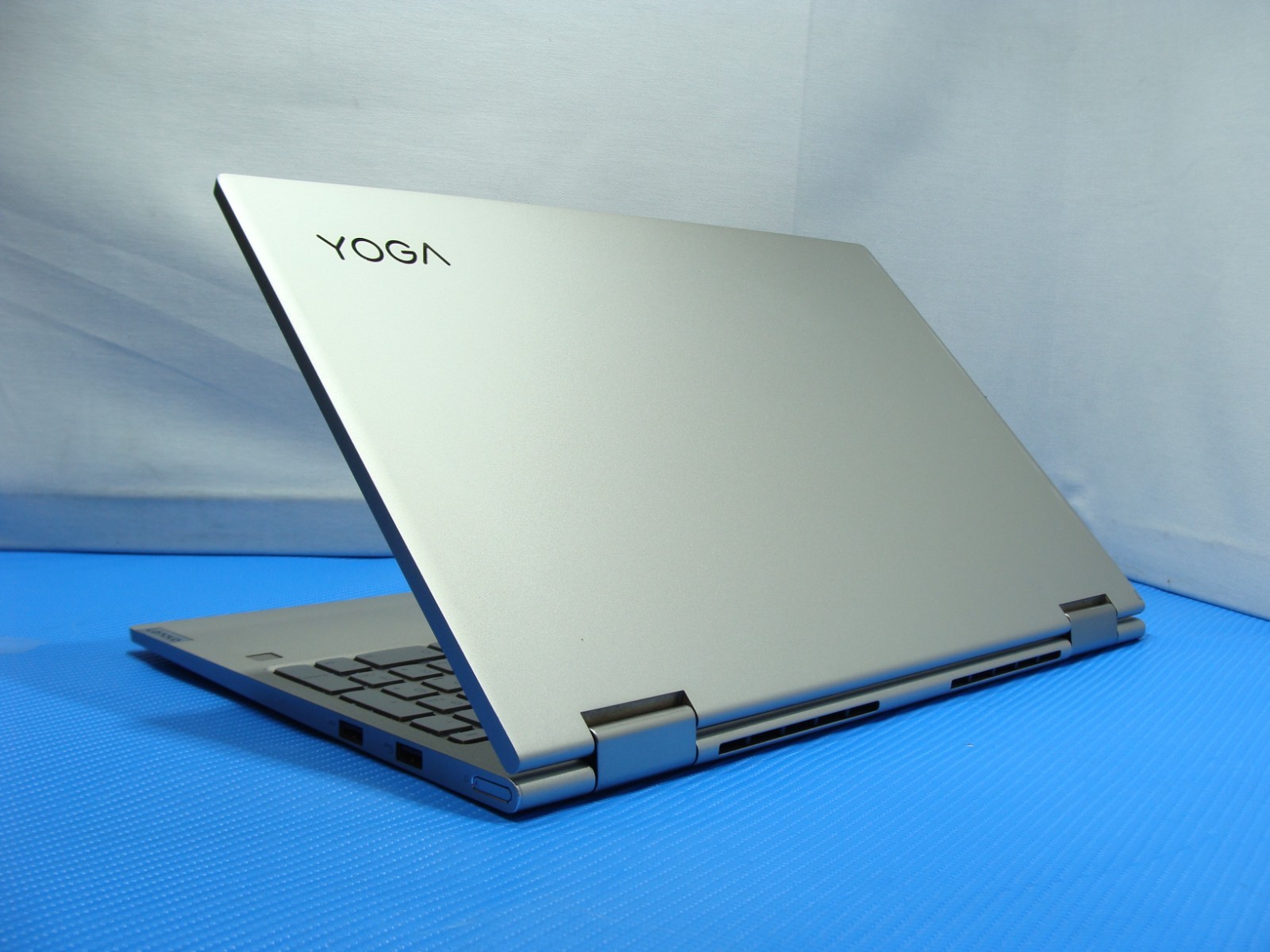 Lenovo Yoga C740-15IML 15.6″ FHD Touch i7-10510U 1.8GHz 12GB 512GB +Charger