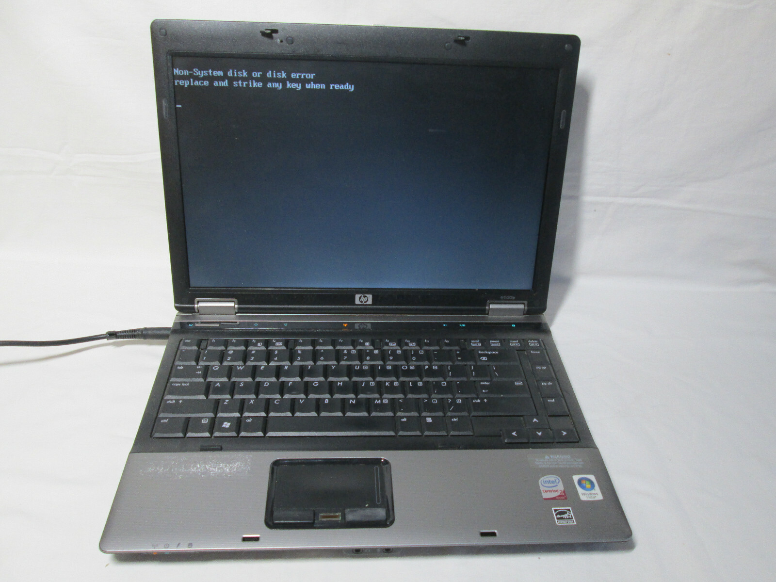 HP 6430b P8440 Intel Centrino 2, 2.26GHz 4GB RAM 14” Laptop NO HDD,CHARGER,BATT