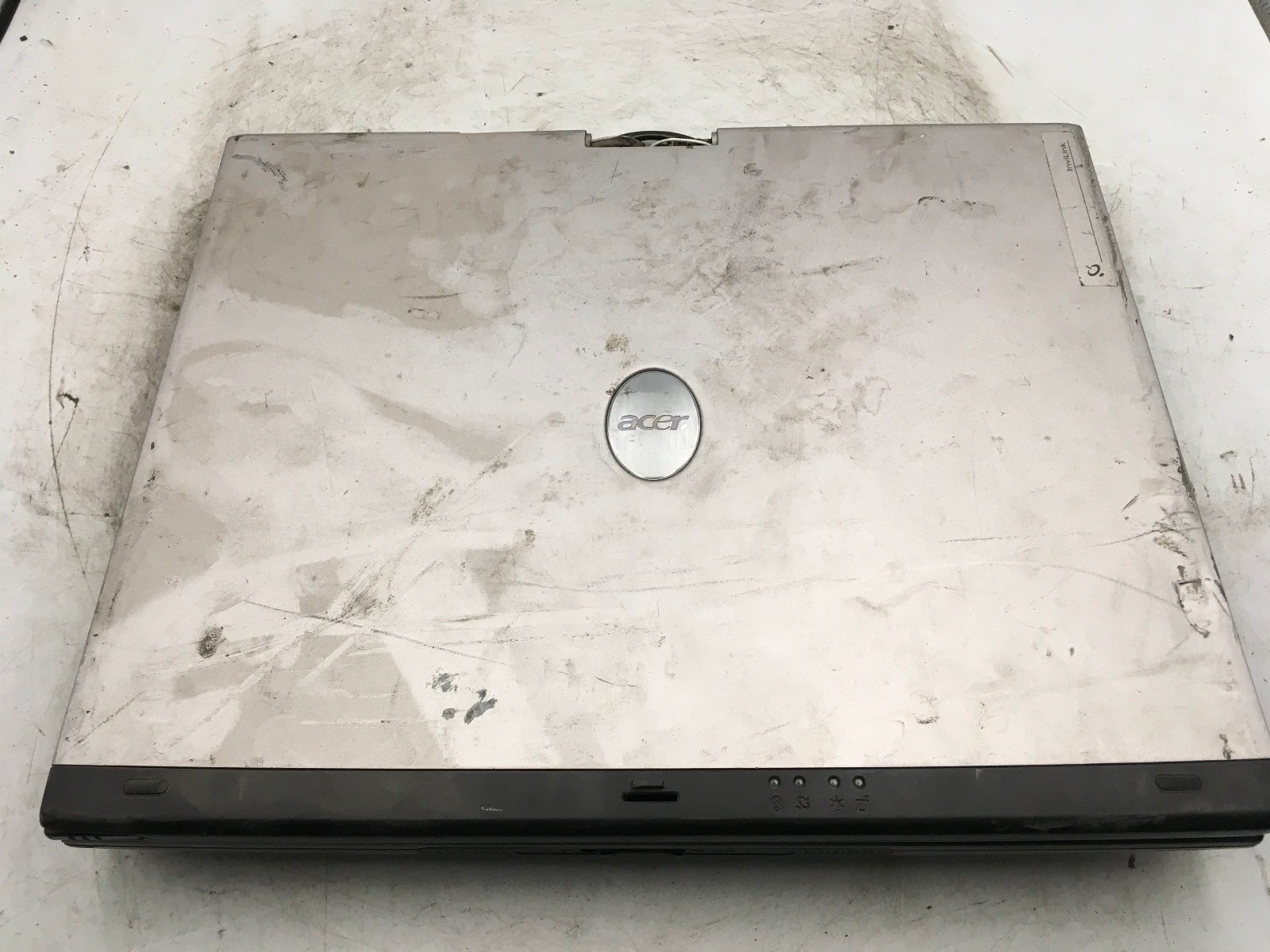 ACER TRAVELMATE C300 – FOR PARTS/REPAIR – INTEL CENTRINO – NO RAM – READ DESC-BB