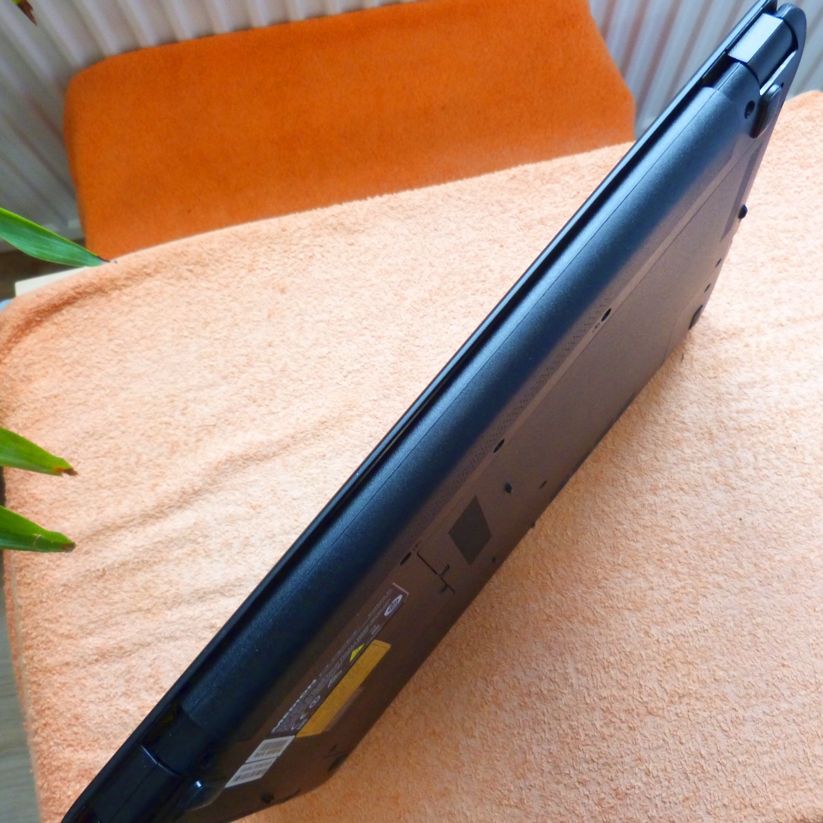 Medion ERAZER P6661 15″ FULLHD GTX l 32GB RAM NEW I SSD Windows 10 l i5 6G