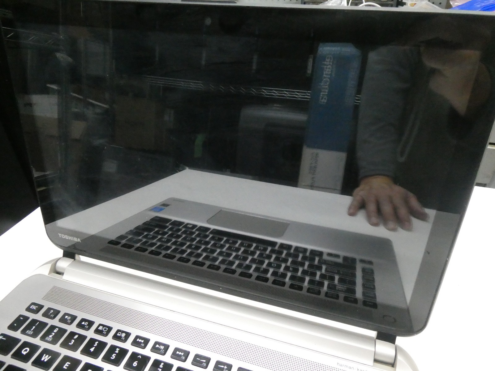 🍀 PARTS Toshiba Satellite E45t-B4106 i5-5200 2.2 NO RAM OR HDD 14” Touchscreen
