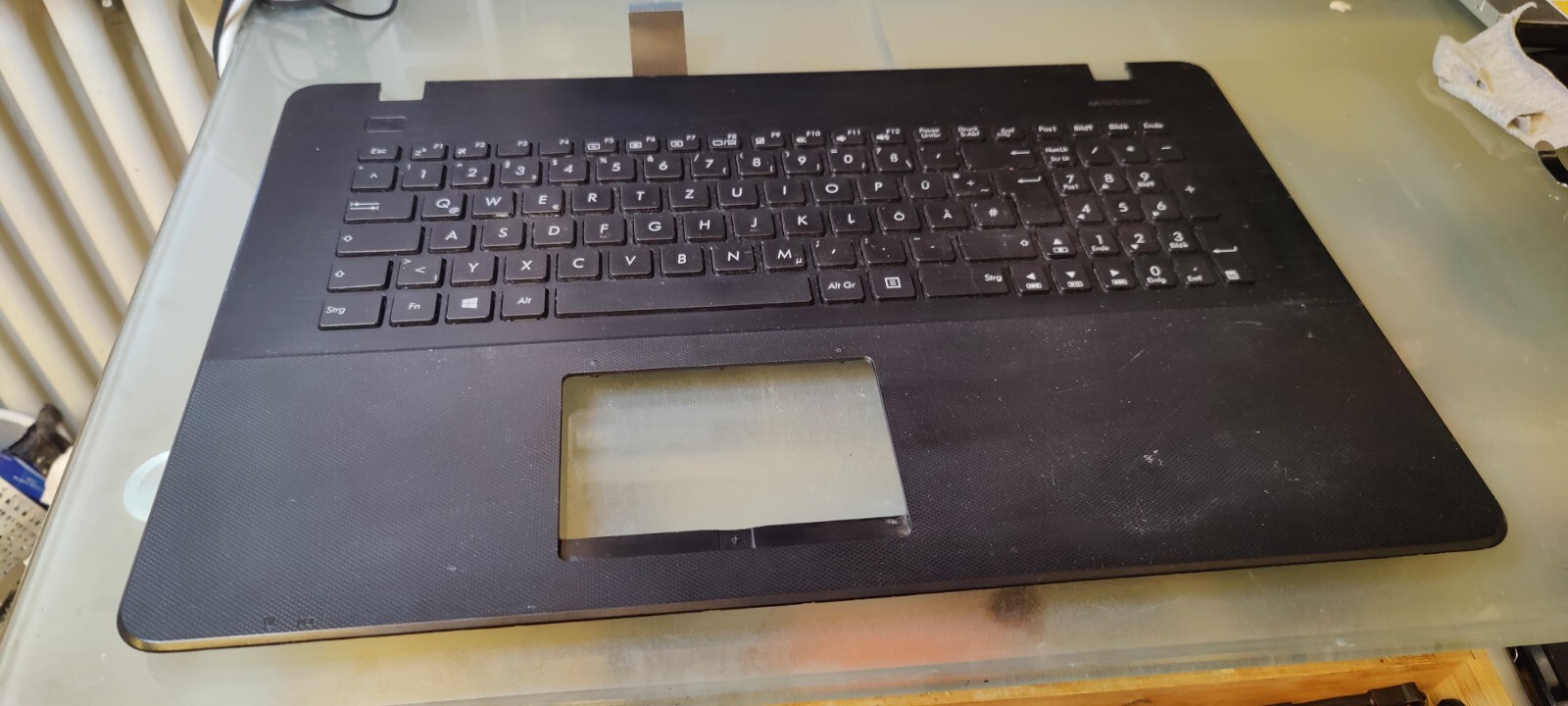 ASUS X751 K751 R752 F751 TOP BODY PALMREST 13NB04I1P05011 13NB04I1AP0201