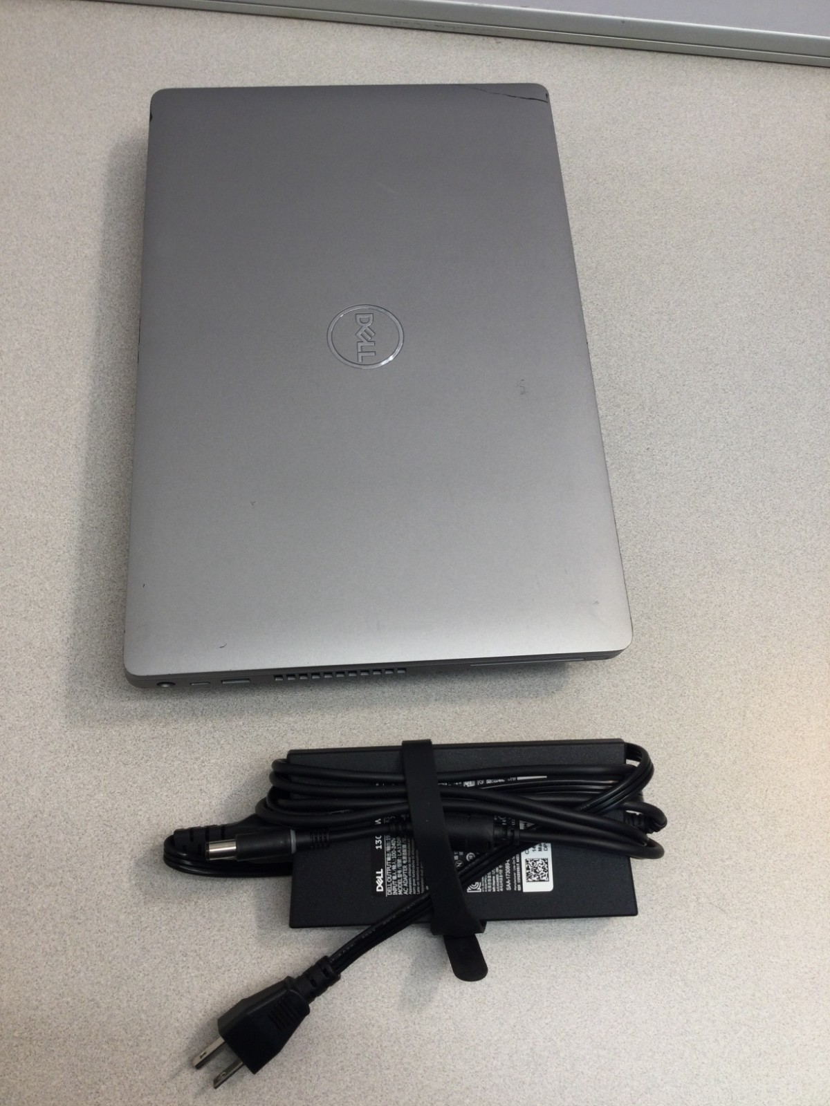 Dell Precision 3550 15.6″ CORE i5-10310U 16GB Ram 128GB SSD 1.70GHZ Win 11 Pro