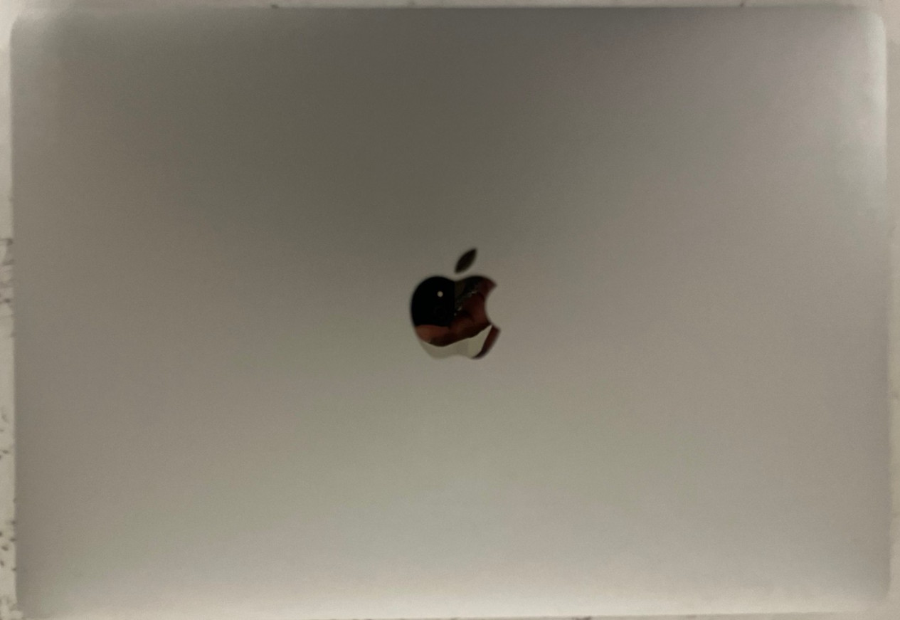 Apple MacBook Pro A1989 13″ Intel Iris 655 2.8GHz Intel Core i7-8569U 16GB 1TB