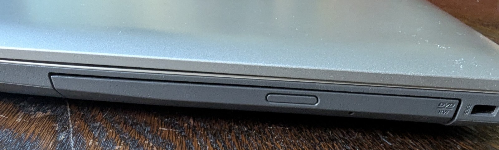 Lenovo Ideapad 320-17IKB 17.2in 1 TB HD 8 GB RAM i5-7200U Notebook Computer