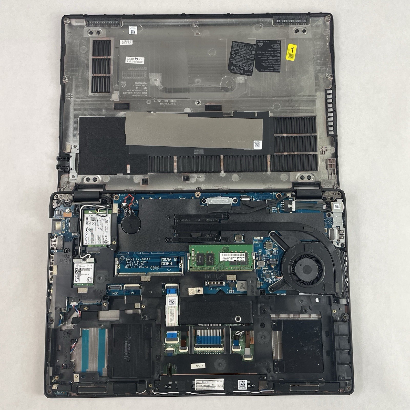 Dell Latitude 5400 14″ i5-8365U 1.60 GHz 8 GB RAM No SSD/OS/AC/Batt – READ