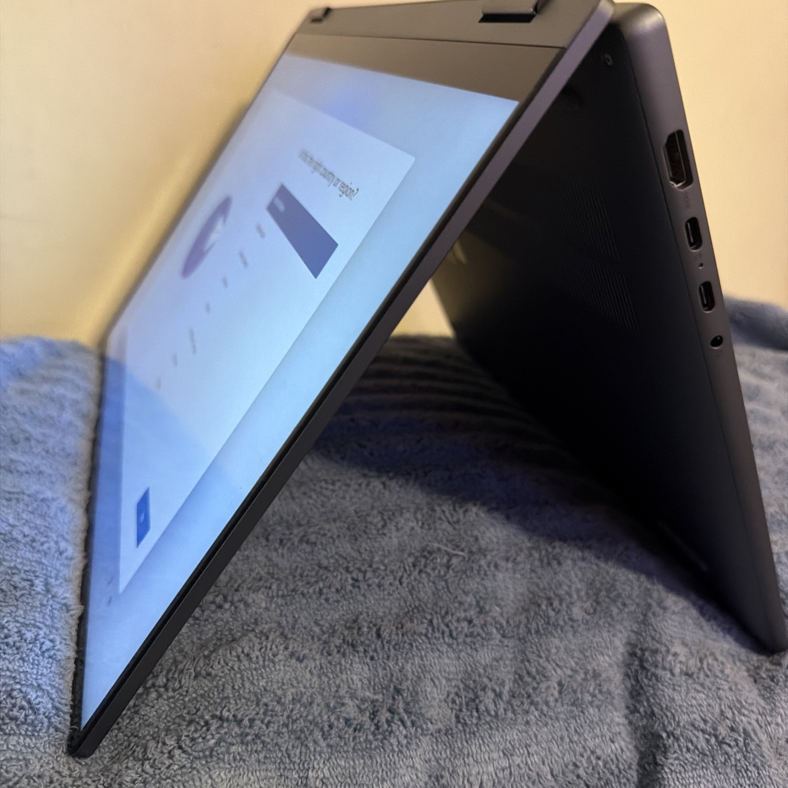 Lenovo IdeaPad 5 2-in-1 16IRU9 83DU 16″ Touch Intel C5_120U 1.4GHz 16GB 512GB