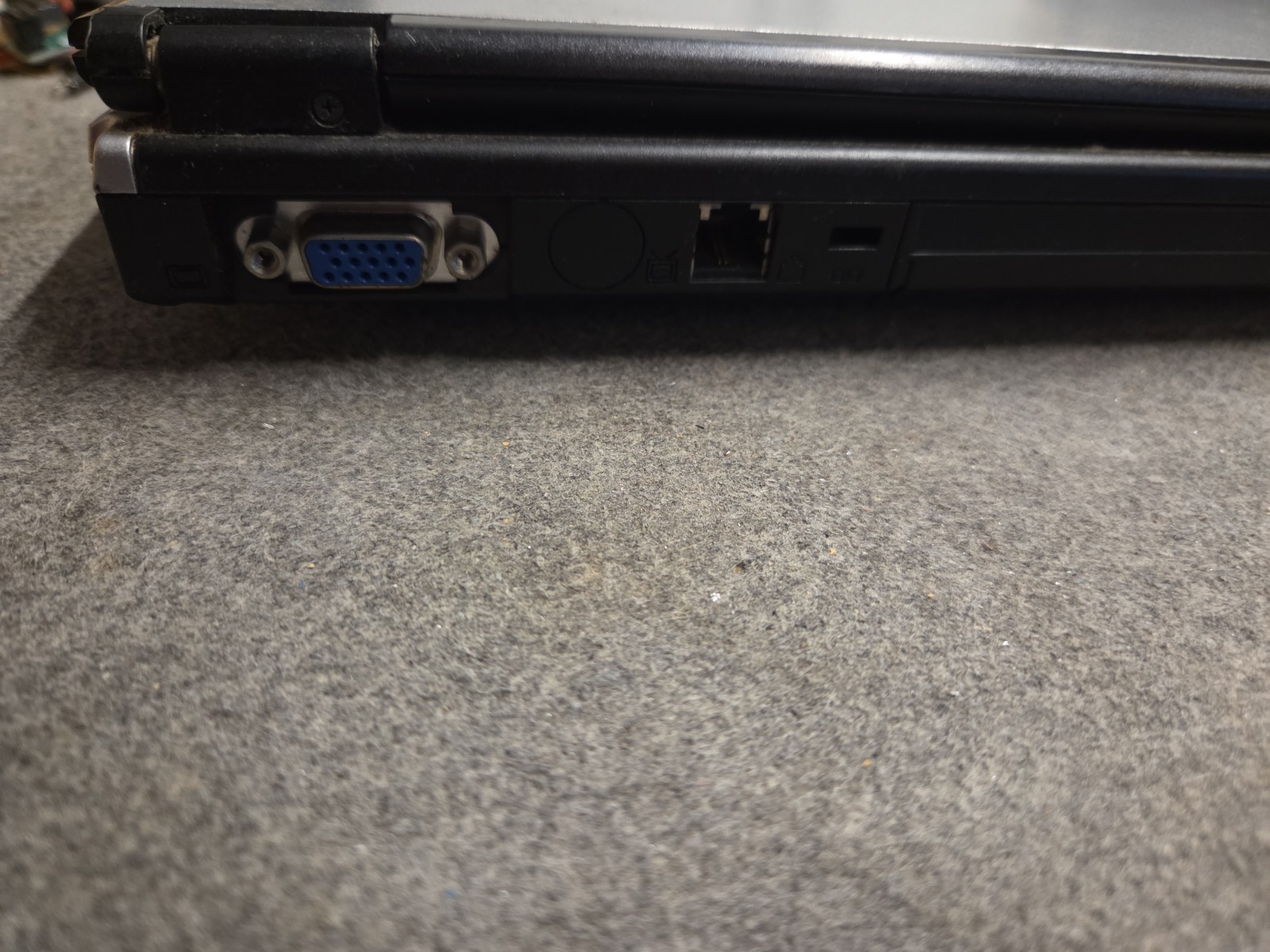 Terra Anima 2100 Retro Laptop Clevo M55V Celeron M BIOS Boots
