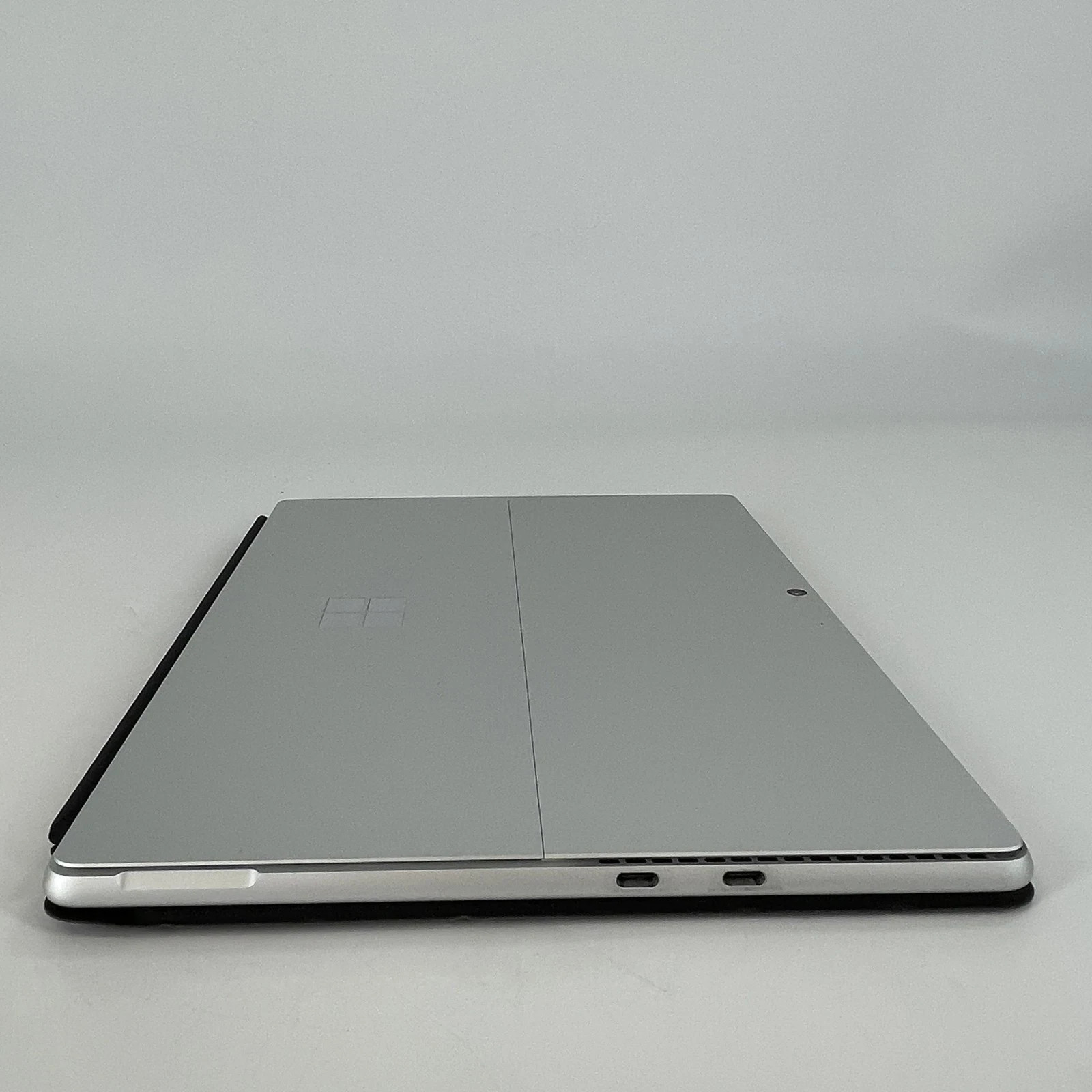 Microsoft Surface Pro 9 13″ Touch Silver i7-1265U 16GB RAM 512GB SSD Win11 Pro