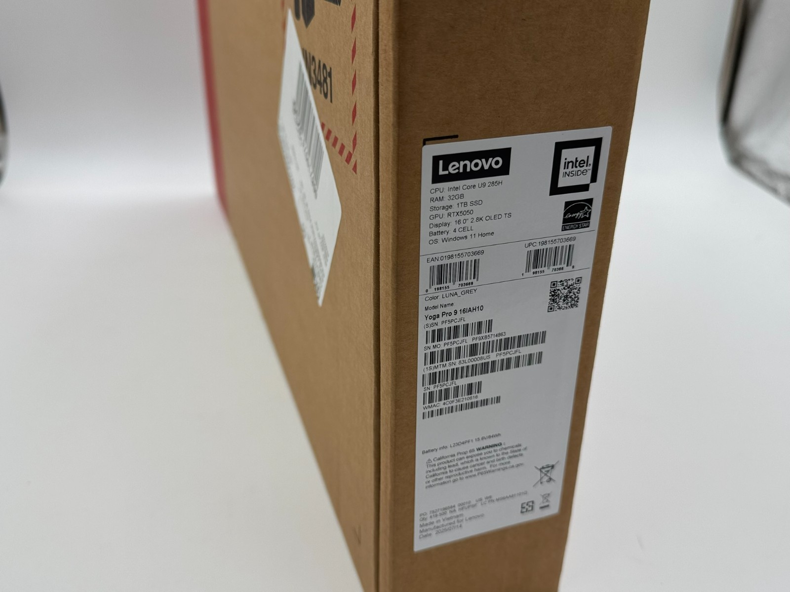 Lenovo Yoga Pro 9i 16″ 2.8K OLED Touch Ultra 9 285H RTX 5050 32GB 1TB Luna Grey