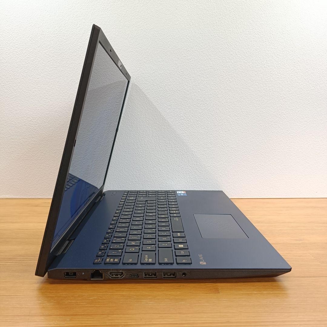NEC LAVIE N1656HAL-Y i5-1235U Iris Xe 16GB SSD 512GB 16″ WUXGA IPS Win 11 DVD