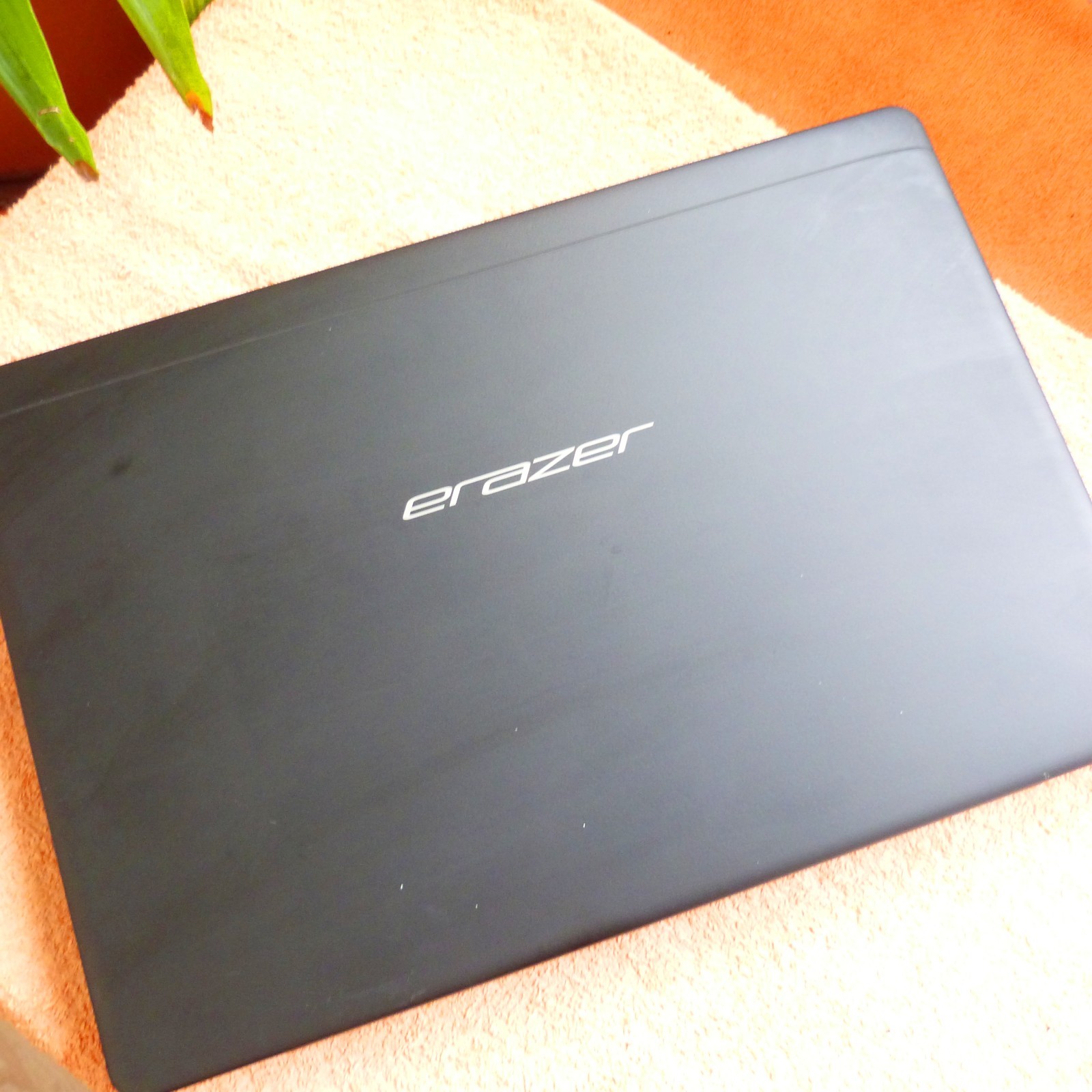 Medion ERAZER P6661 15″ FULLHD GTX l 32GB RAM NEW I SSD Windows 10 l i5 6G