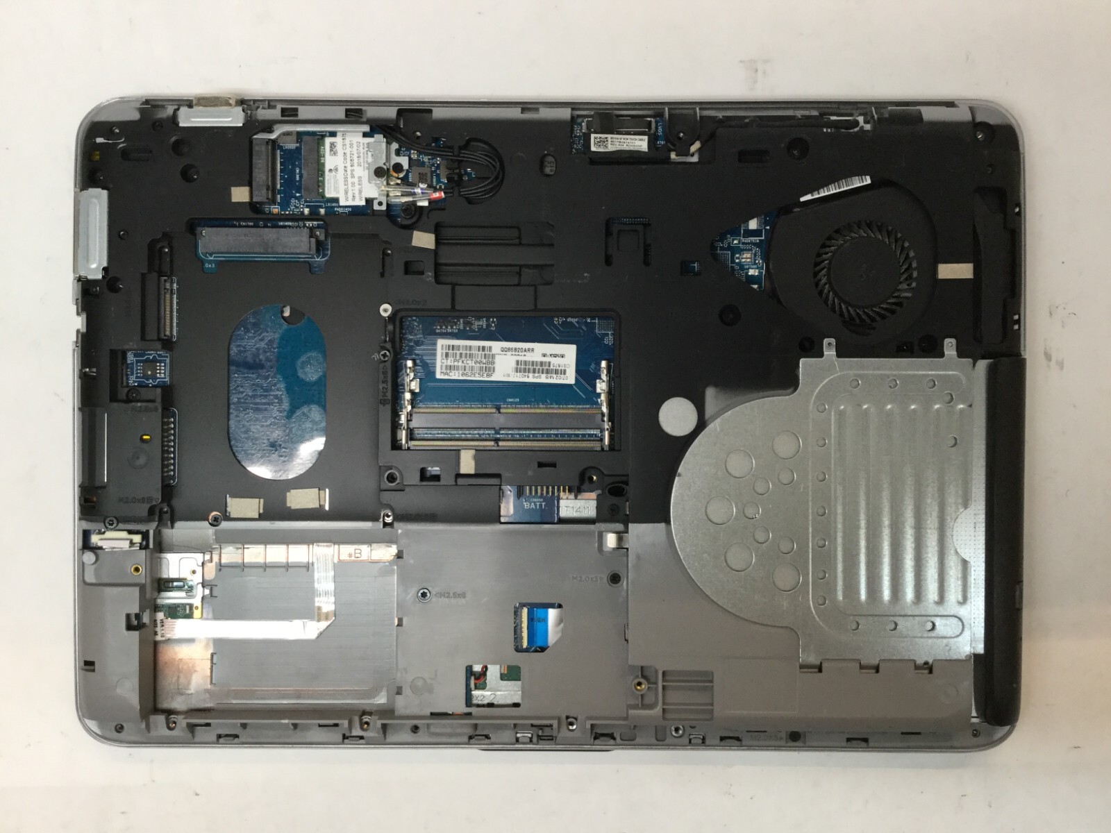 HP ProBook 640 Intel Core i5 2nd Gen CRACKED DISPLAY-ME