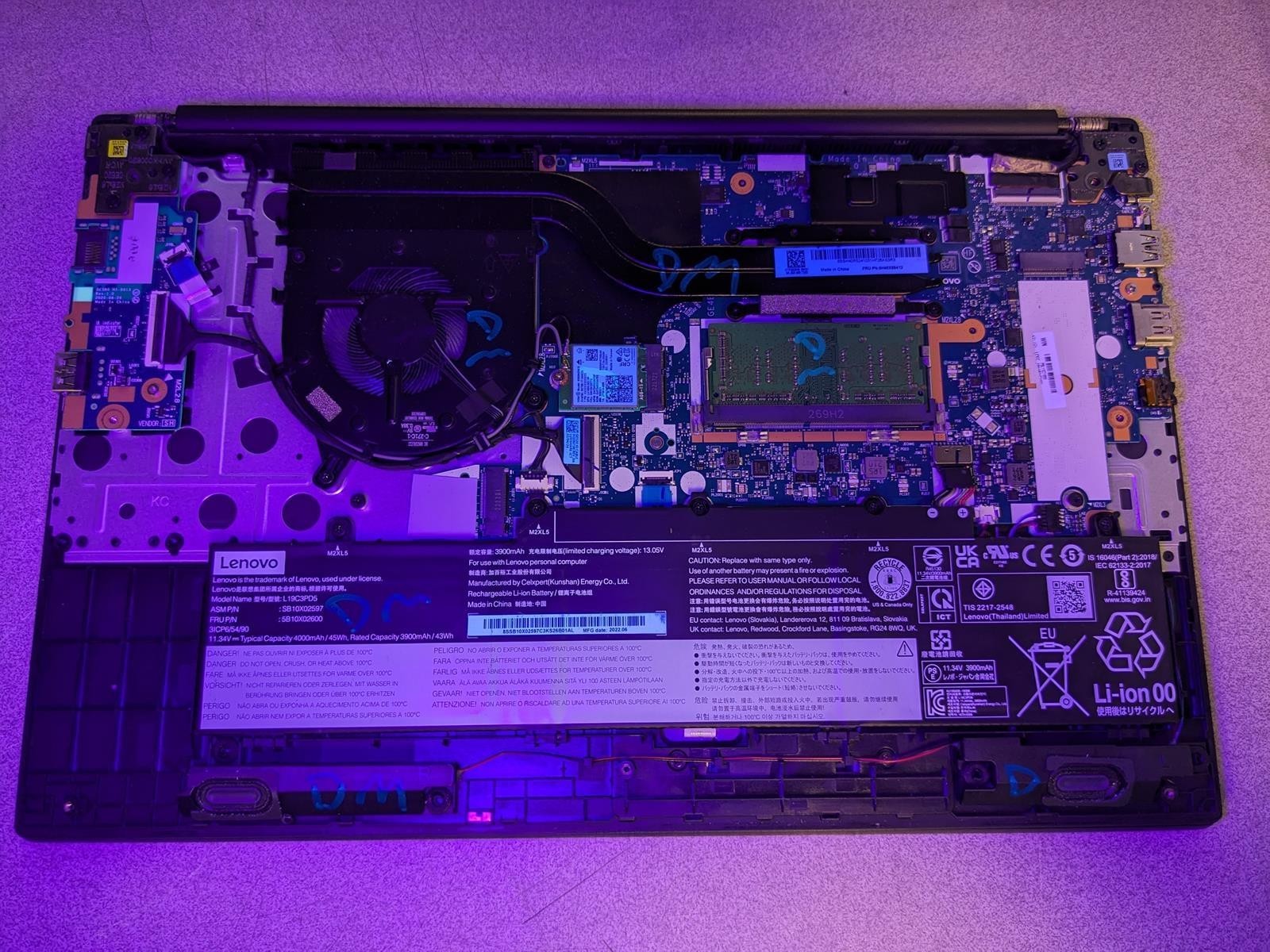 LENOVO THINKPAD E15 GEN 2 i7-1165G7 @ 2.8GHz, 4GB RAM, NO HDD/OS – (FOR PARTS)