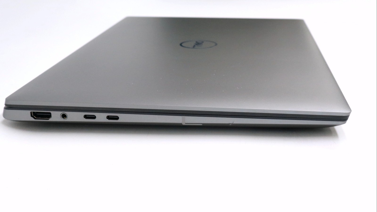 Dell Precision 5690 16″ Ultra 9 185H 32GB 512GB – Very Good READ DESC