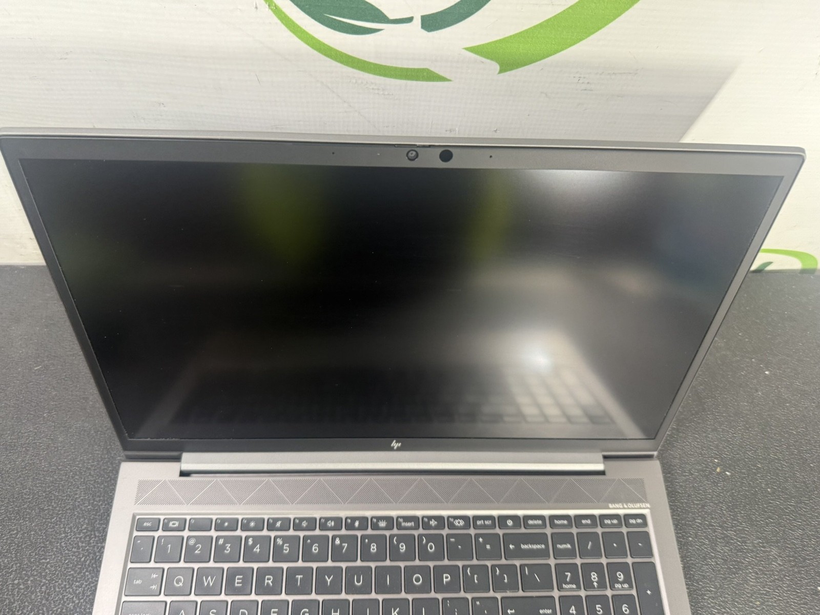 HP ZBook Firefly 15 G8 15.6″ Core i7-1185G7 3.0GHz 16GB DDR4 256GB SSD – READ