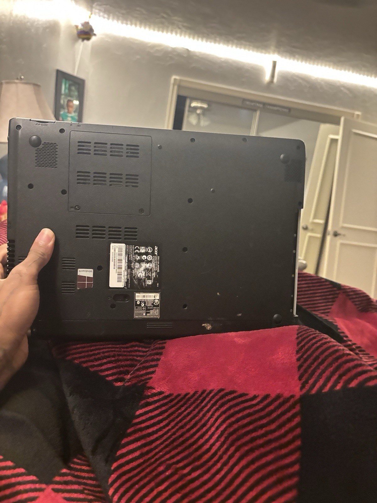 Acer Aspire V5-471P i5 3337 1.80GHz 16GB 1TB SSD Touchscreen W10P – NO BATTERY