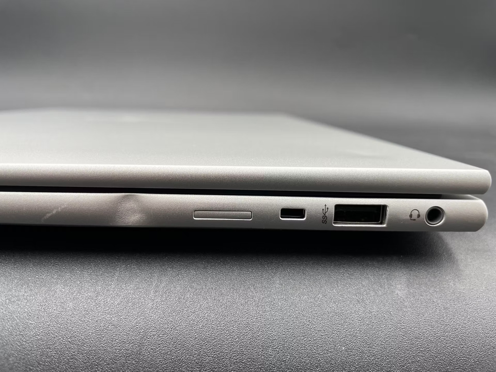 HP EliteBook 860 G9 Used 16″ (i5-1245U-16GB-256GB NVMe)