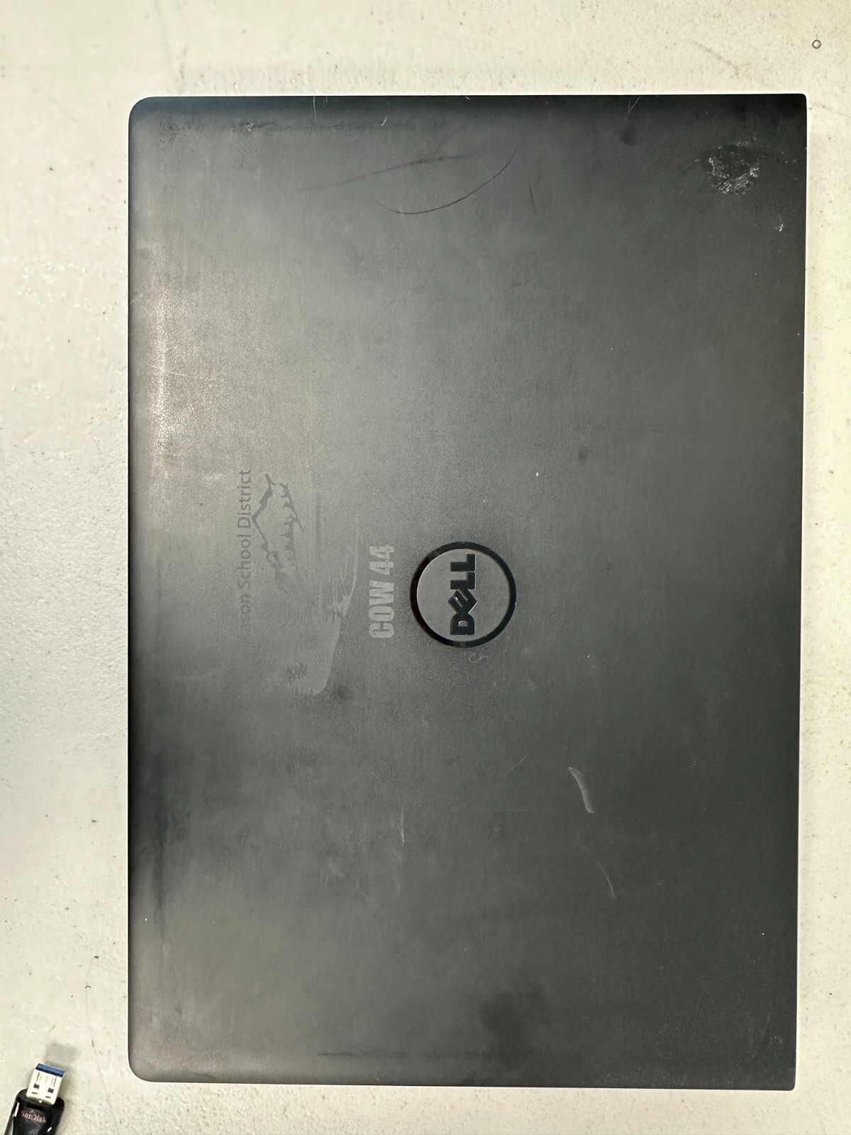 Dell Latitude 3560 i3 5005 8GB RAM 1TB HDD NO AC #04