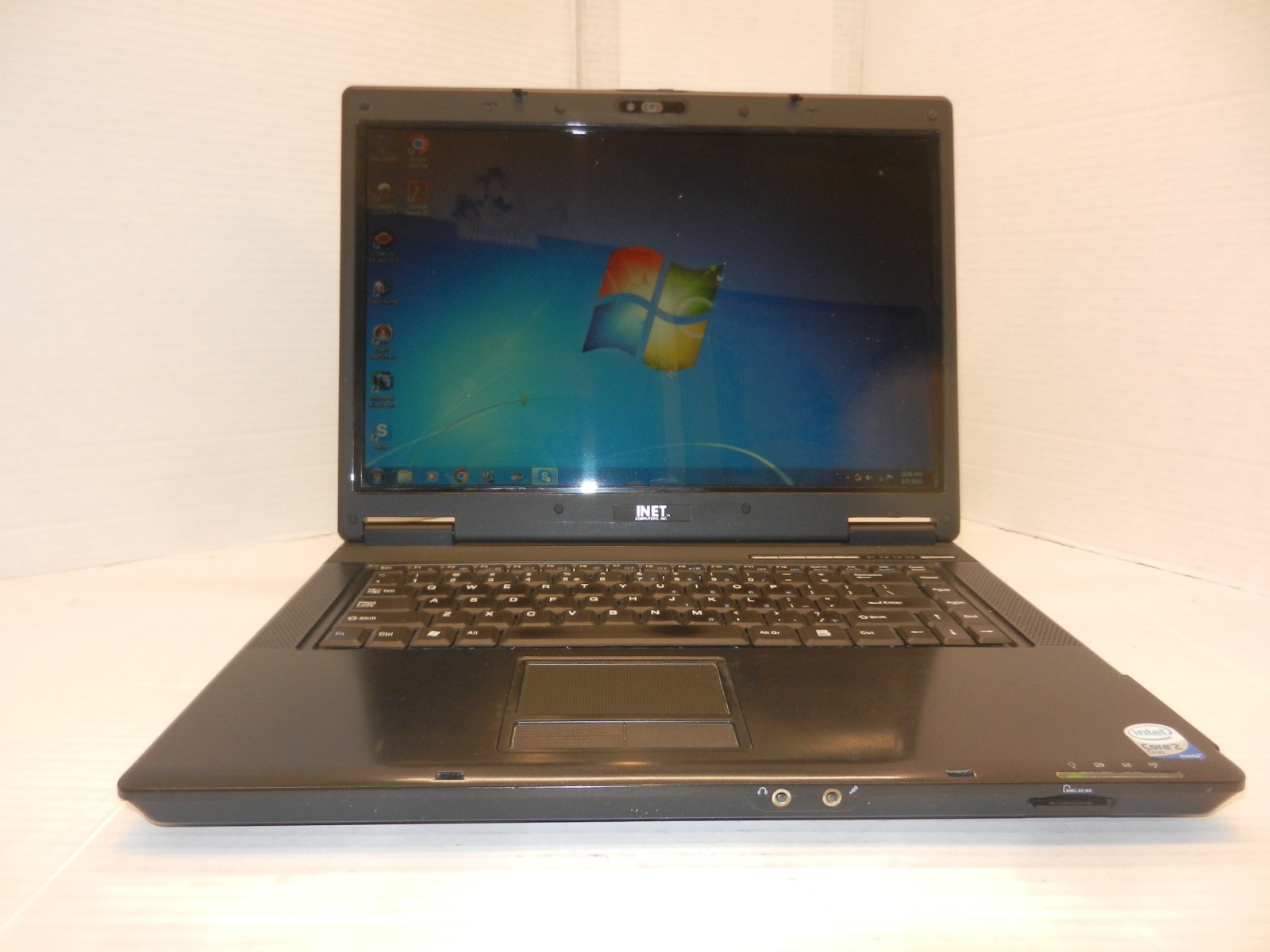 ASUS Z96F 15.4″ CORE 2 DUO T7200@2.0 4GB RAM 250GB HDD WINDOWS 7