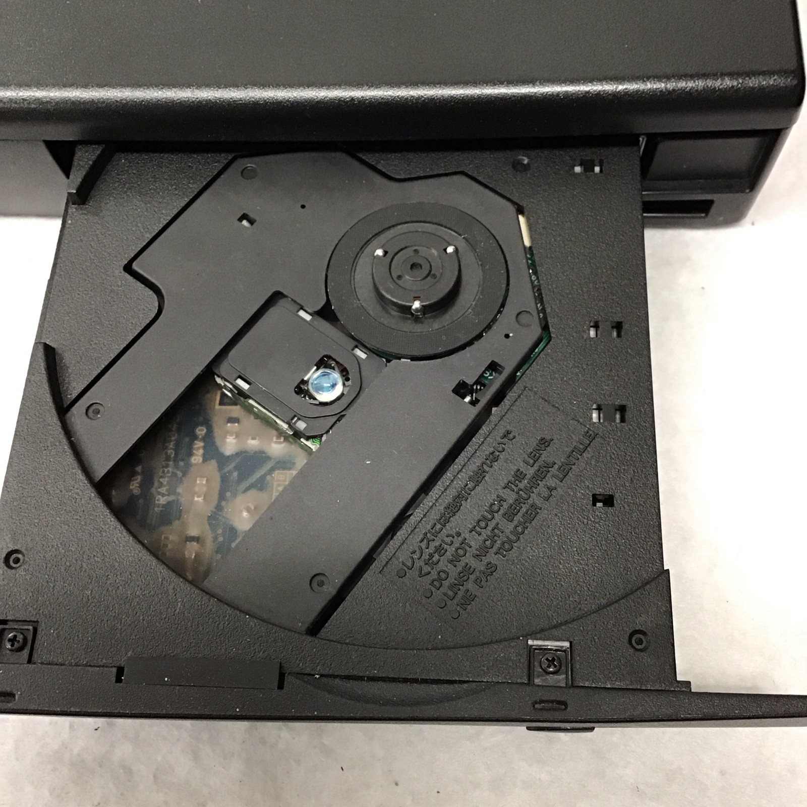 DELL LATITUDE XPi CD P150ST Windows 98 Intel Pentium Laptop w/ Hard Drives