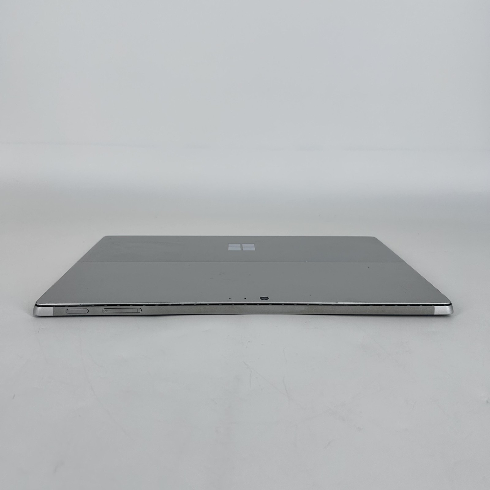 Surface Pro Gen 5 13″ QHD+ TOUCH Intel Core m3-7Y30 1.0GHz 4GB RAM 128GB SSD