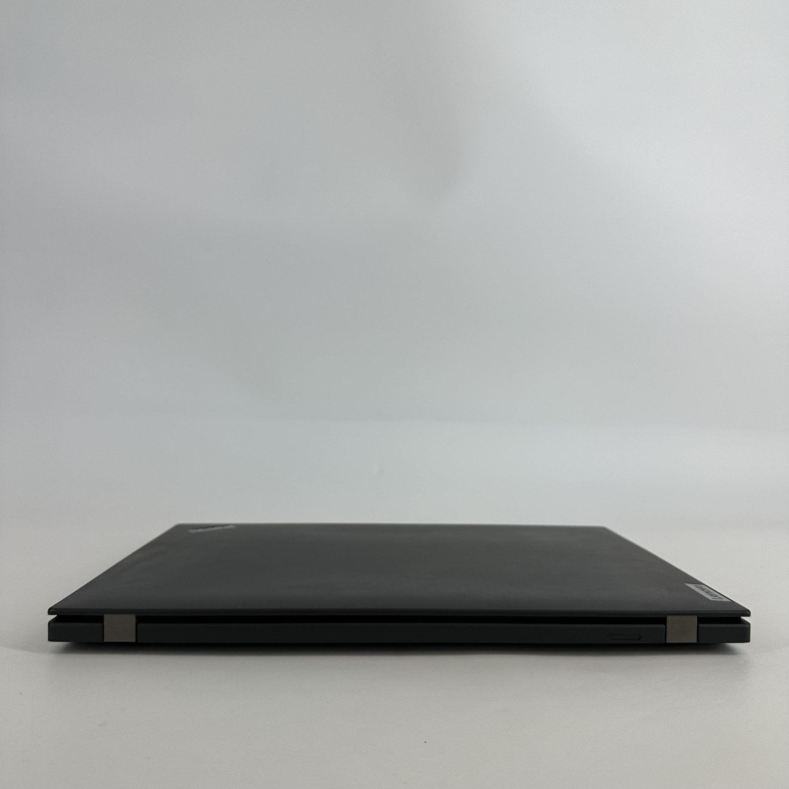 Lenovo ThinkPad T16 Gen 2 Black FHD+ 1.7 GHz i7-1355U 16GB 512GB SSD Yellow Hue