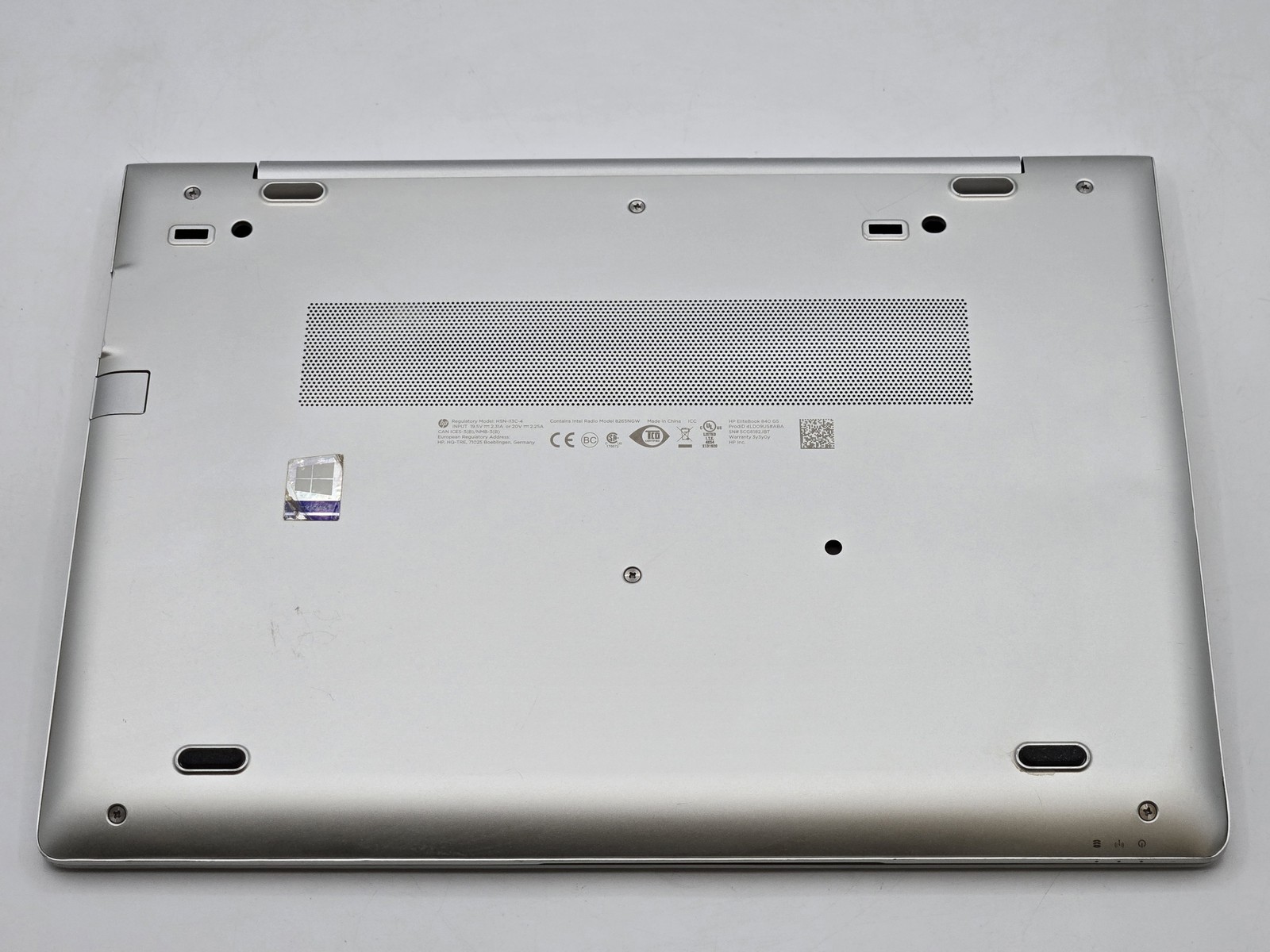 HP EliteBook 840 G5 14″ FHD I7-8650U 512GB 16GB W11P Backlit FP Reader IRCam