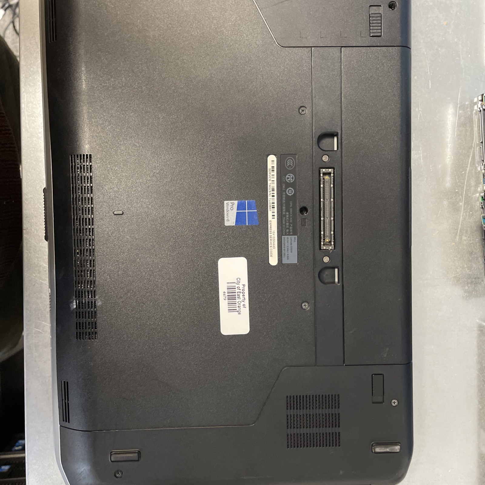 Dell Latitude E5530 Intel Core i5-3230M 2.60GHz 4GB RAM 15.6″ NO HDD/OS/CHARGER
