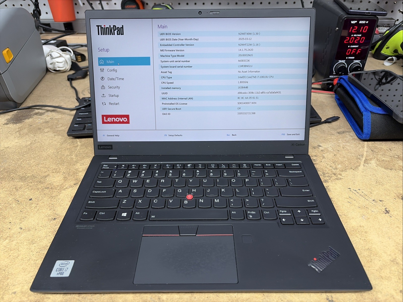 Lenovo X1 Carbon 8th Gen 14″ QHD i7-10610u 16GB RAM 256GB SSD No OS