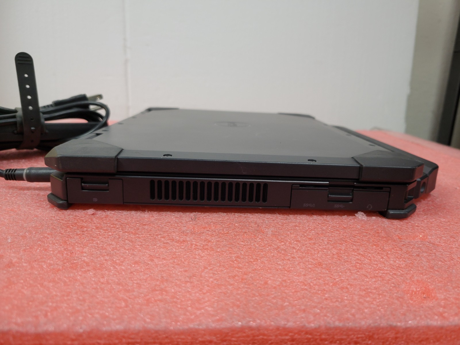 Dell Latitude 5420 Rugged 14″ i7-8650U@1.9Ghz 16GB RAM 256GB SSD | C1073