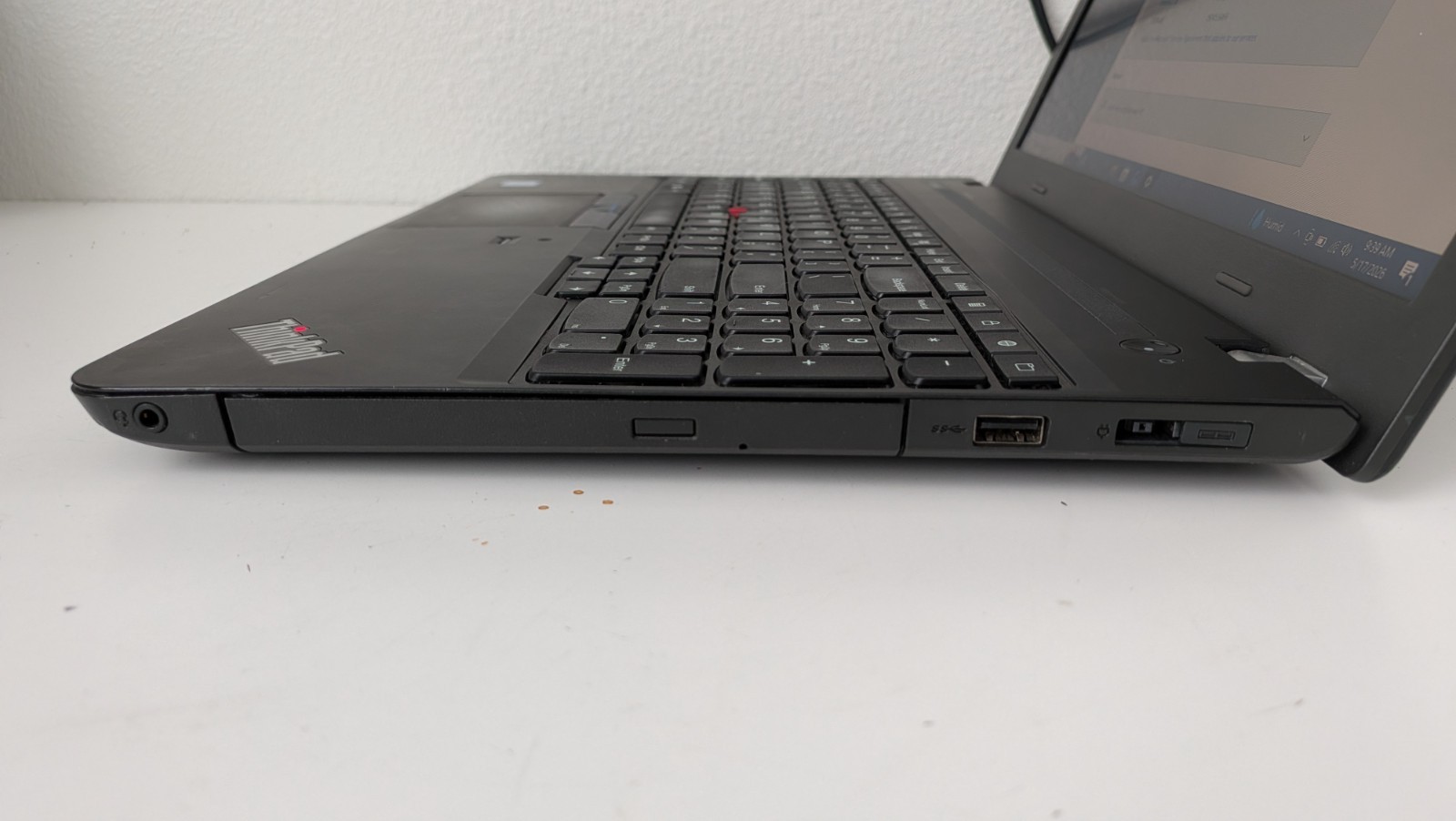 Lenovo ThinkPad E560 i5-6200U 8GB 500GB HD WIN 10 PRO