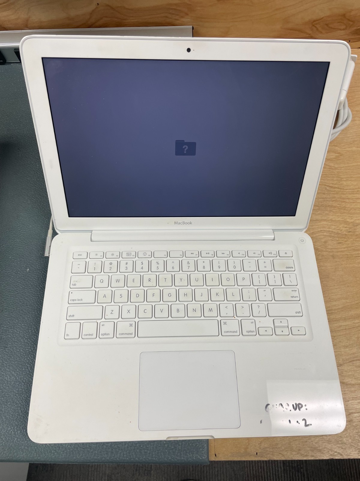 Lot 7 Misc Apple Macbooks AS IS A1229, A1181, A1278, A1286, A1211, A1251, A1286