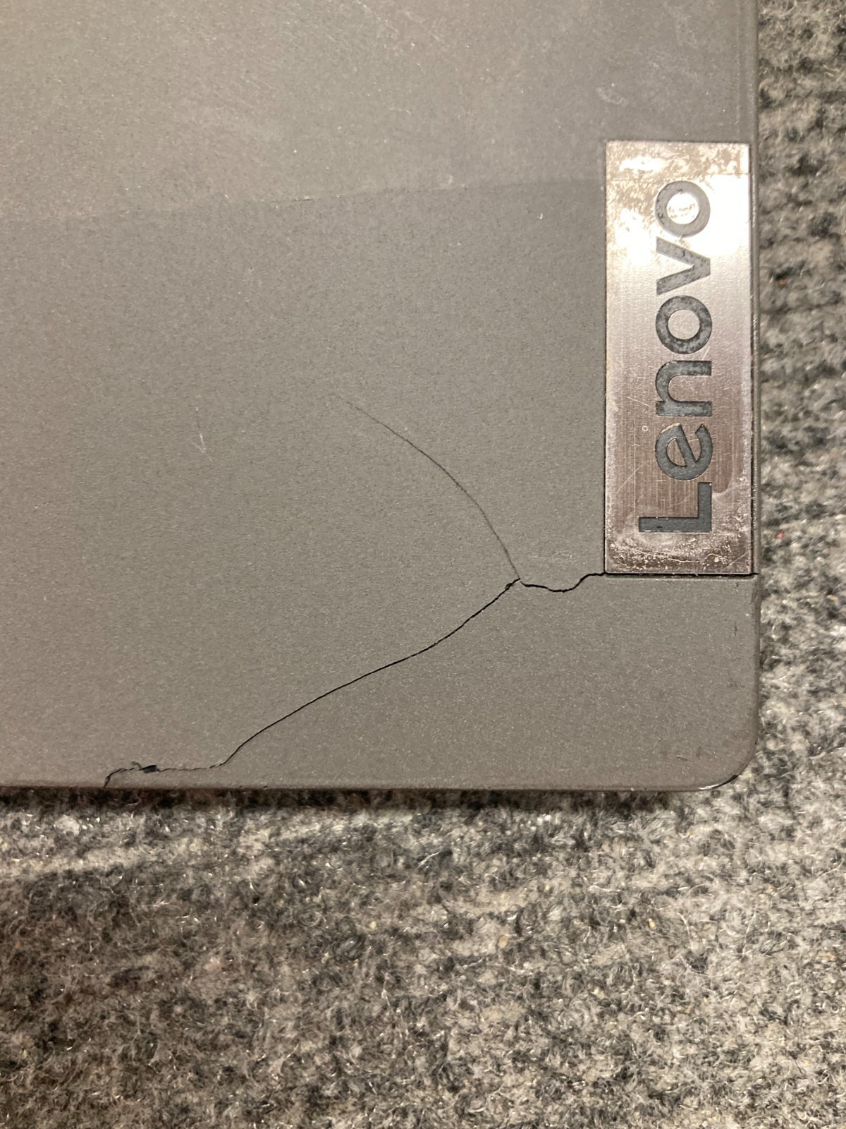 Lenovo IdeaPad Flex 5 15IIL05 15.6″ Laptop i3-1005G1 8GB RAM 128GB NVMe, As Is