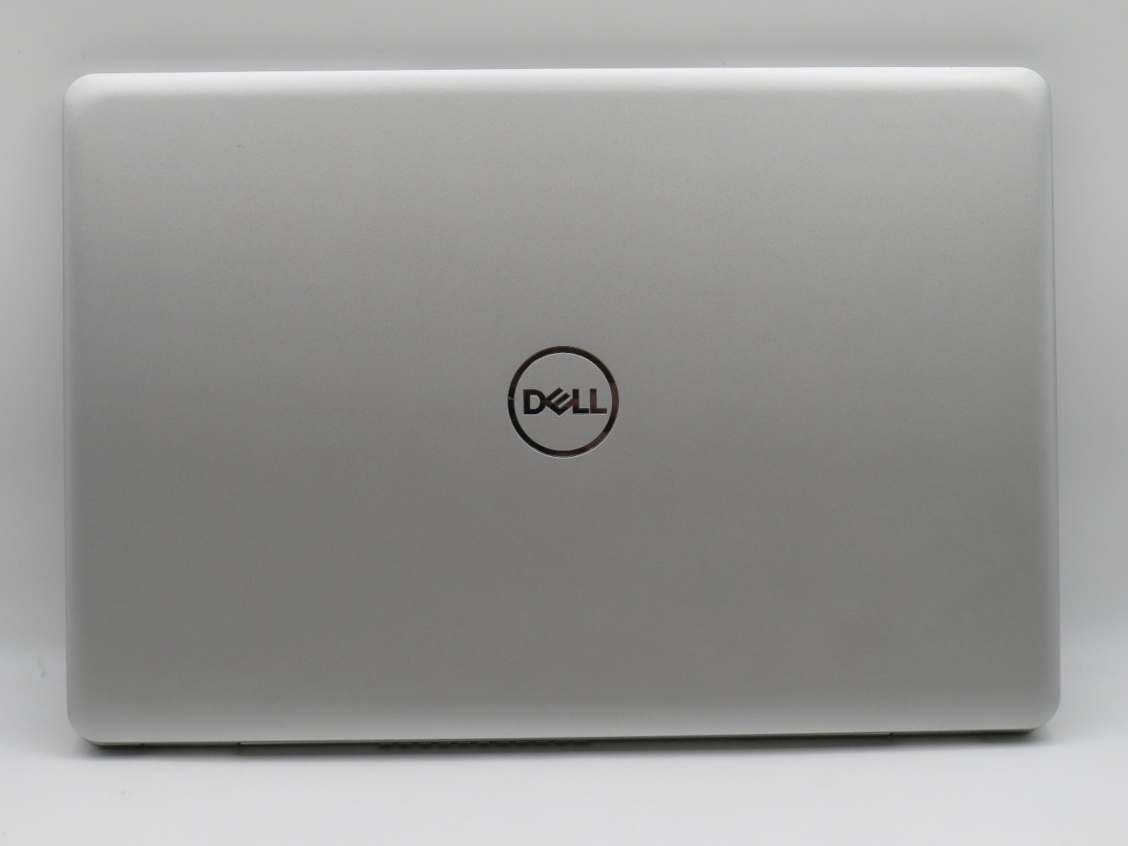 Dell Inspiron 15 5584 i7-8565U @ 1.8GHz 8GB DDR4 475GB m2 15.6″ No OS/Battery