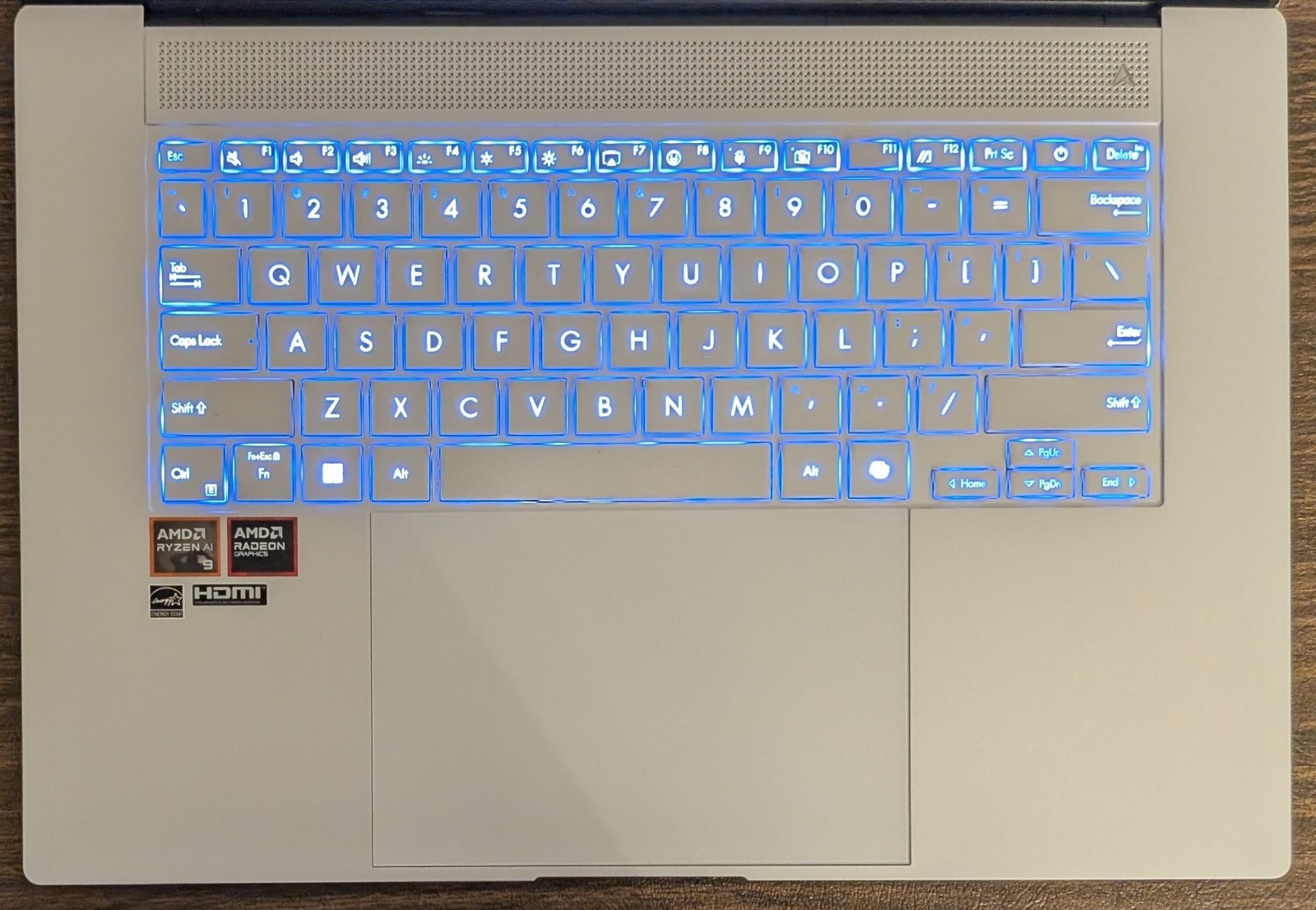 ASUS Zenbook S 16 3K 120Hz OLED Touch (Ryzen AI 9 365, 24GB RAM, 1TB SSD) White