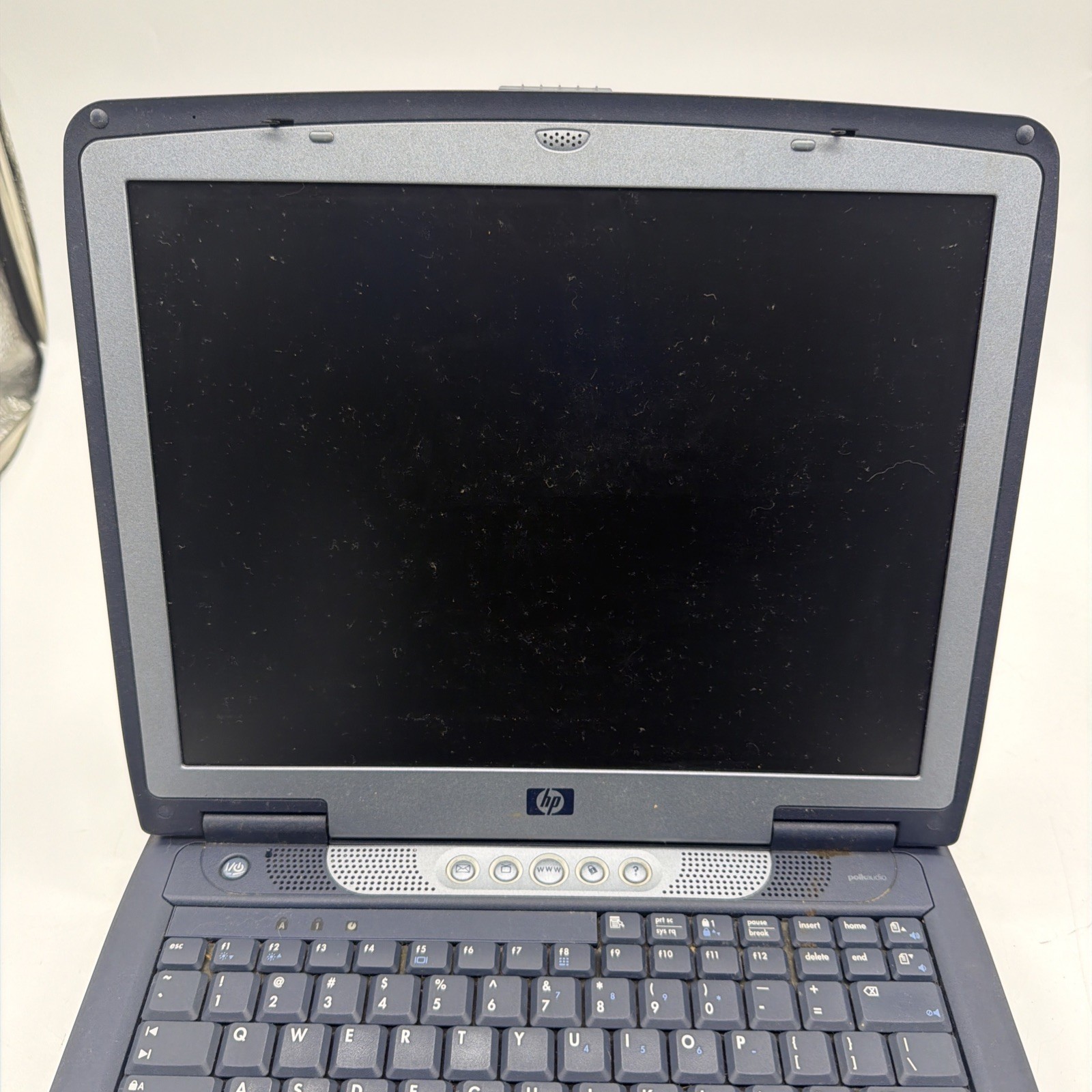 hp pavillion zt1175 laptop WINDOWS XP =PARTS, REPAIR ONLY=