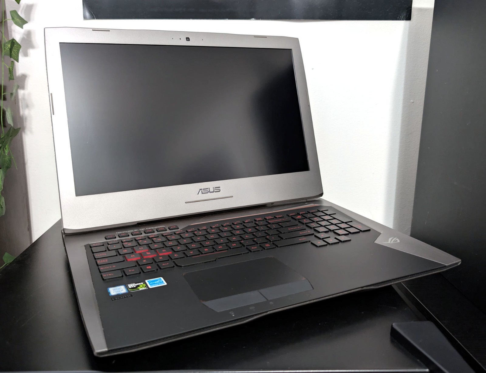 Asus G752VL Gaming Laptop | i7-6700HQ Nvidia 965M 256GB SSD 1TB HDD 16GB Grade A