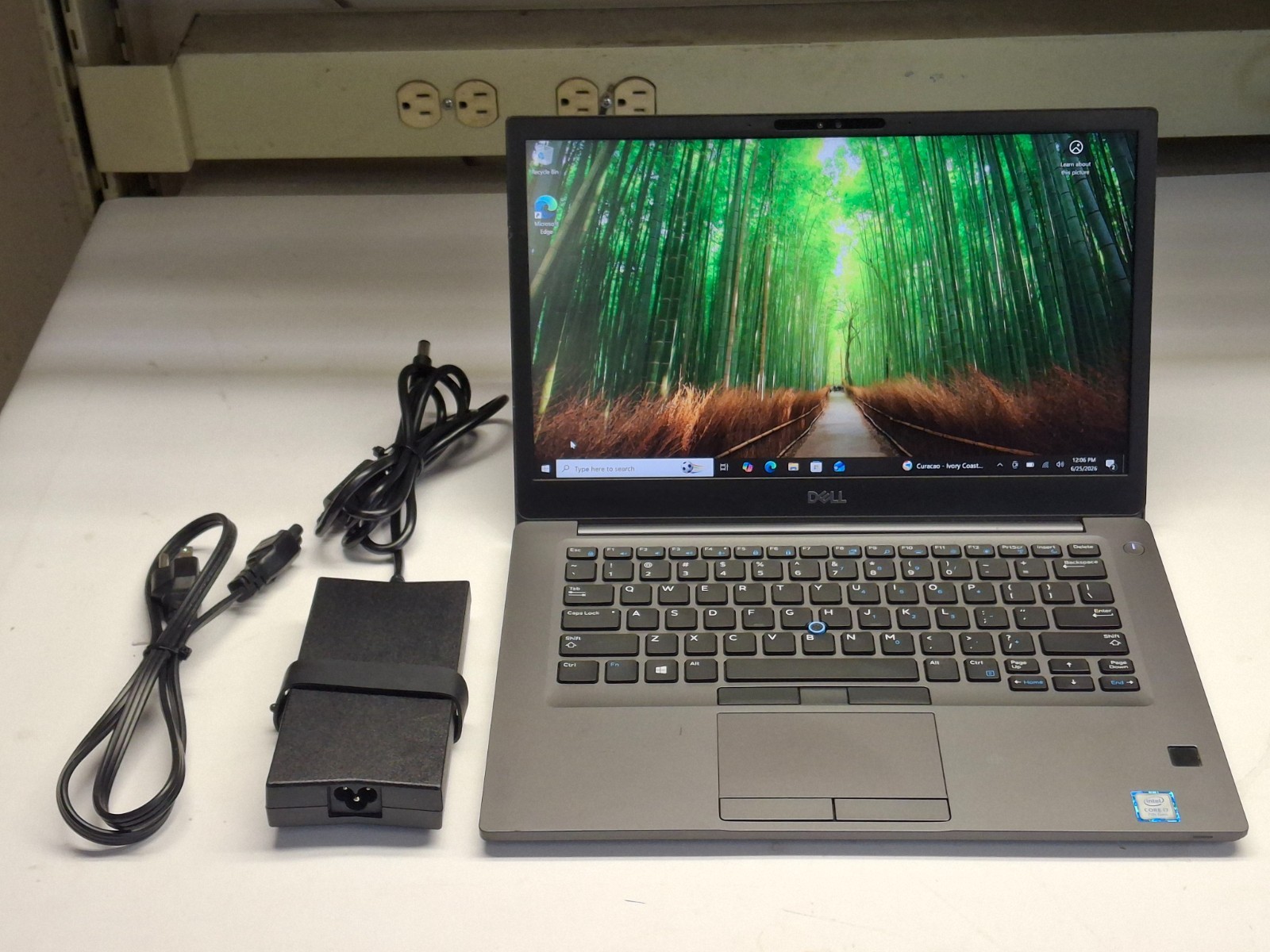 Dell Latitude 7490 Intel i7-7600U @2.8 8GB RAM 256GB SSD Touchscreen Wifi W11P