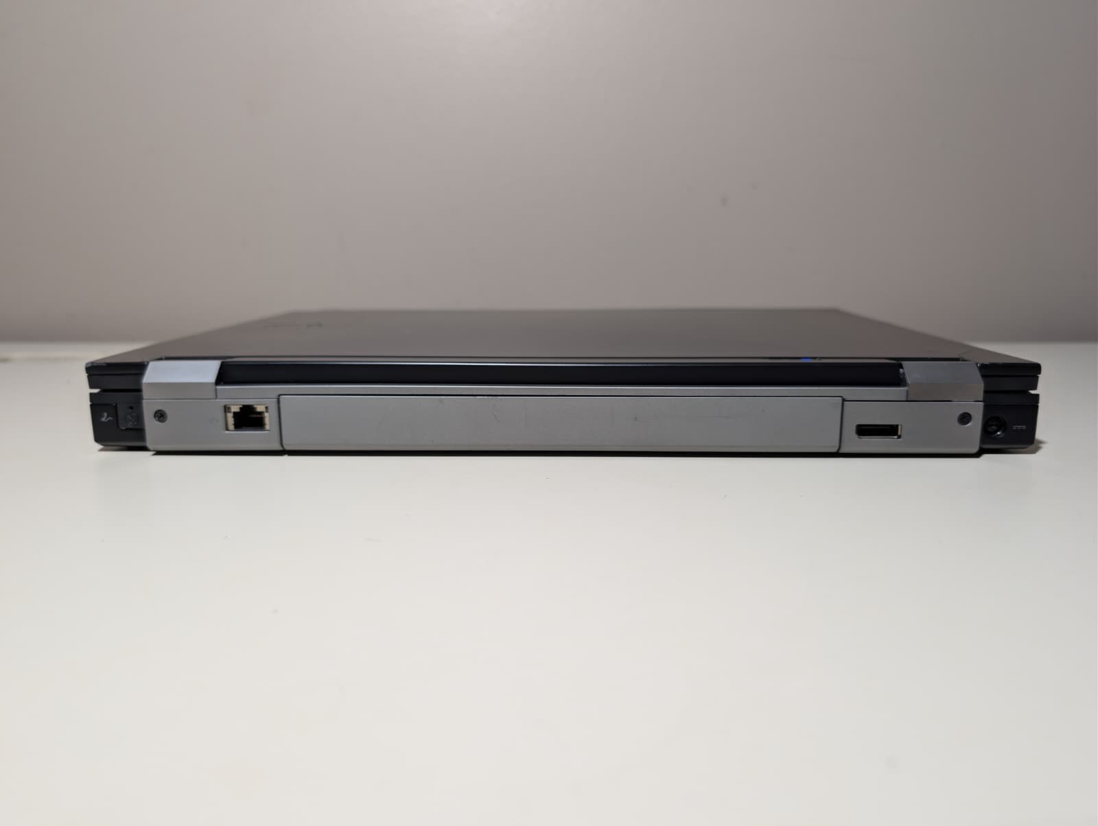 15″ Dell Latitude E6500 | C2D P8800 4GB RAM 500GB HD | NVIDIA Win XP Pro 32-Bit