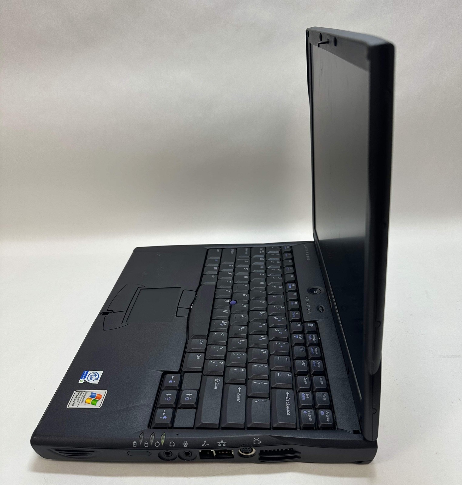 Dell Latitude C610 PP01L Intel Pentium III 256MB 30GB Win XP Vintage Laptop
