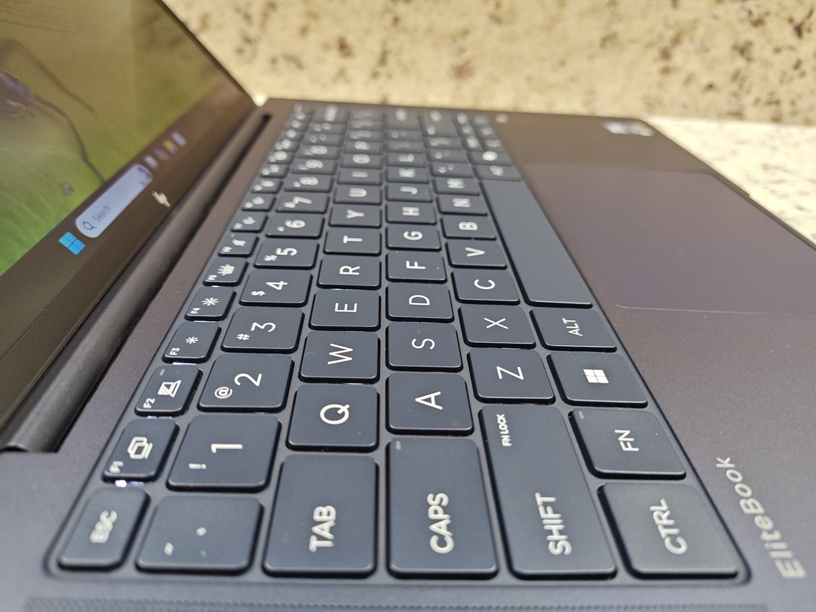 HP EliteBook X G1i 14 (Touch) — Ultra 7 268V / 32GB RAM / 512GB SSD / WTY 2030