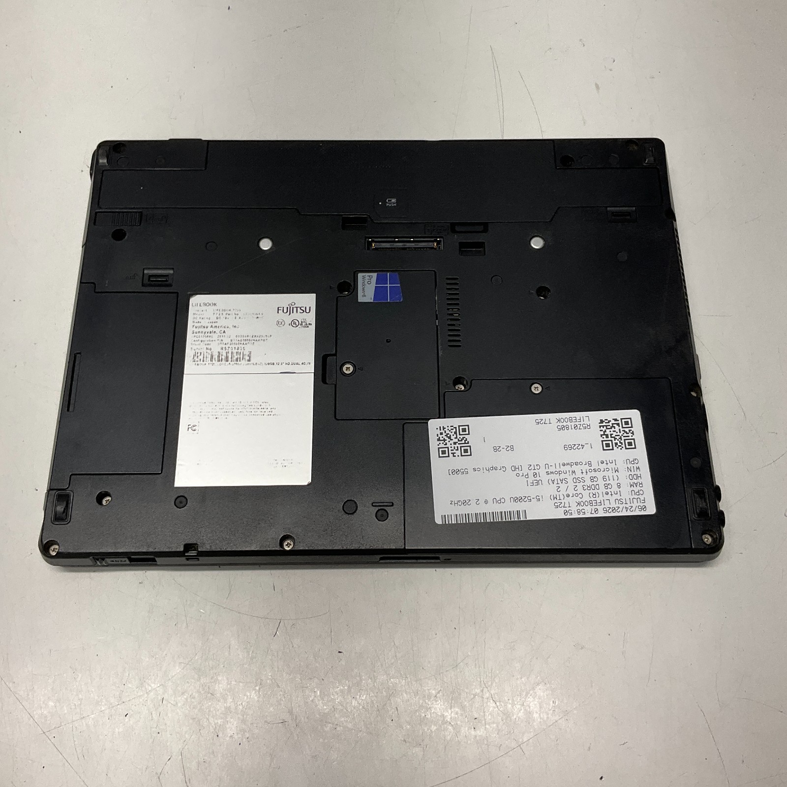 Fujitsu Lifebook T725 13.3” Laptop Intel Core i5-5200U @ 2.20 GHz 8GB 128GB SSD