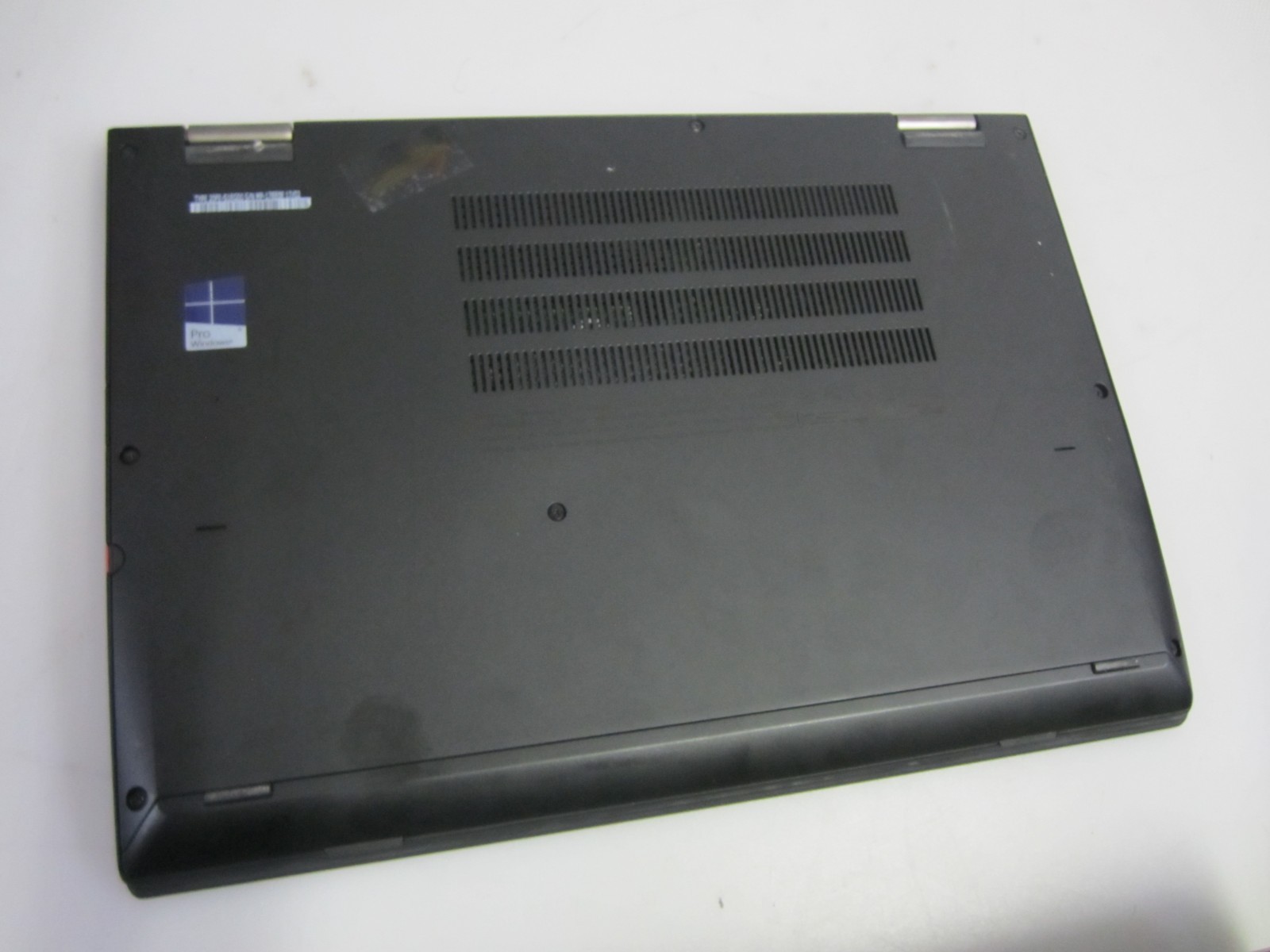 Lenovo ThinkPad Yoga 260 I7-6500U 2.5GHZ 8GB 256GB M2SSD NO BTRY LAPTOP+ AC NOOS