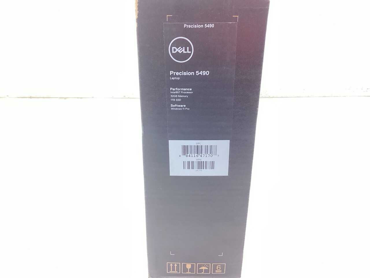 Dell Precision 5490 14″ FHD Ultra 7-165H 32GB 1TB SSD RTX 2000 8GB W11P (JJC7N)