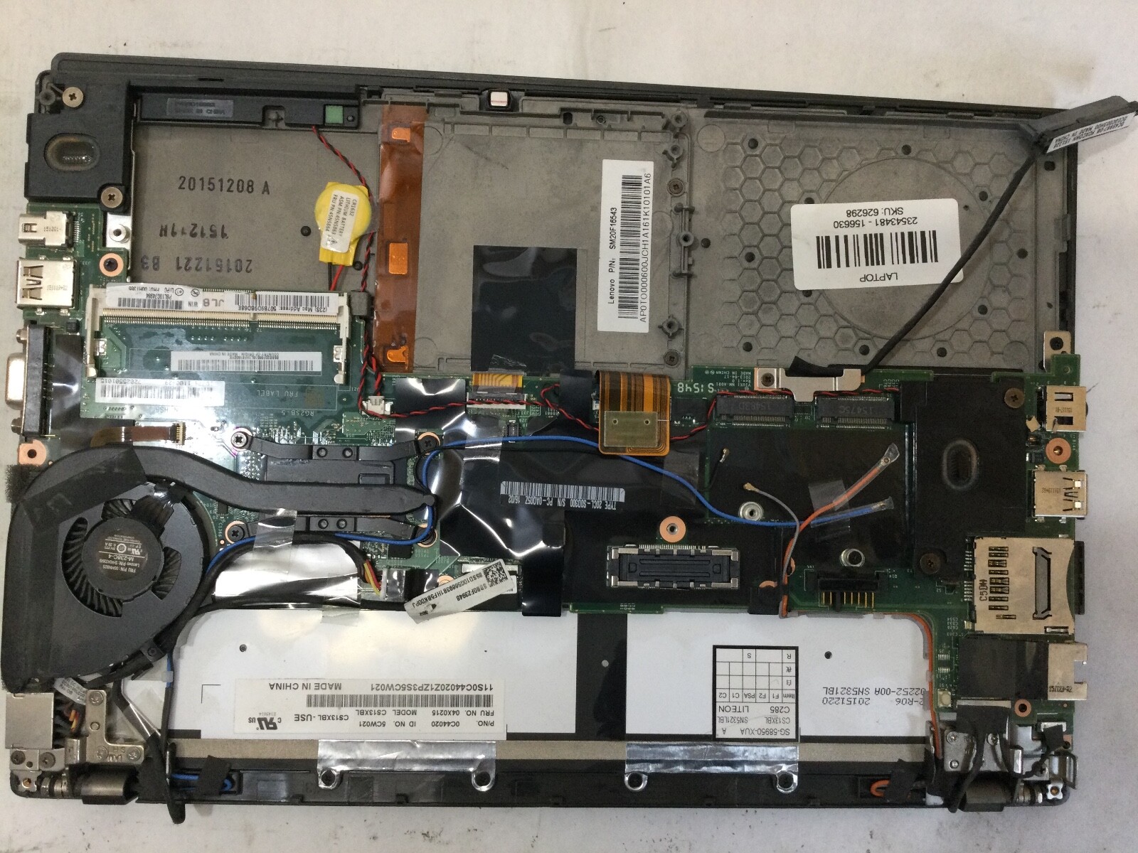 LENOVO THINKPAD X250 – FOR PARTS – I5 vPRO – NO RAM – READ DESCRIPTION – BB!!!