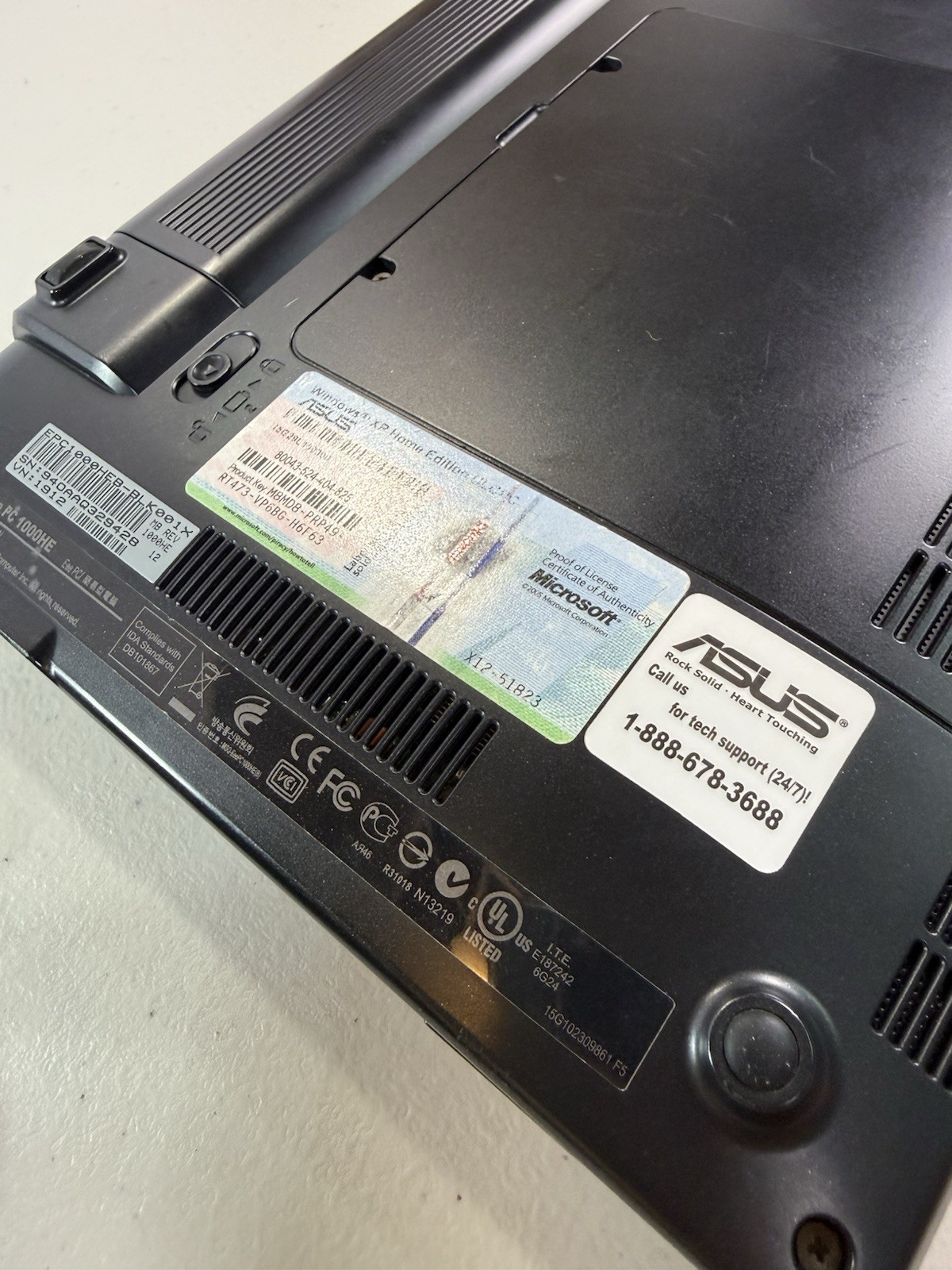 ASUS EEE PC 1000HE 10″ Screen Windows 7 READ