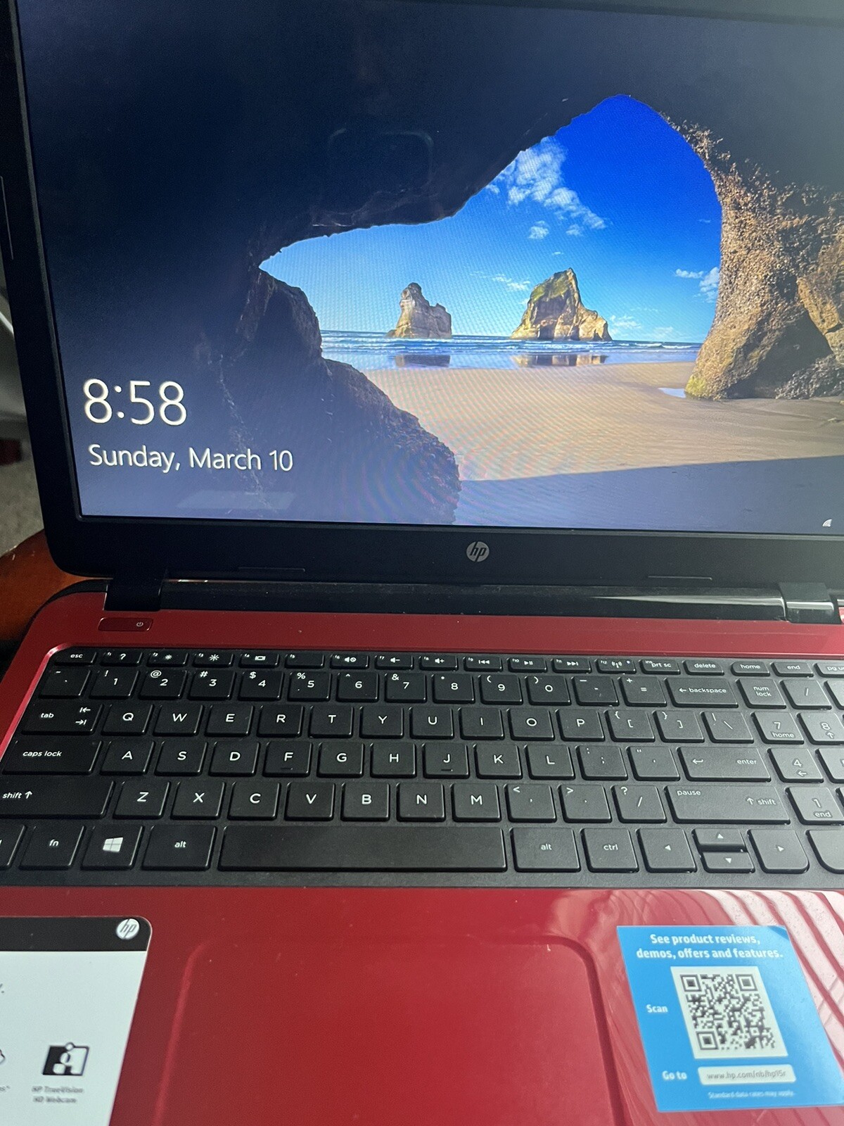 HP 15-FD0083WM 15″ 128GB SSD Intel Pentium N200 1.1GHz 4GB RAM) Laptop – Red